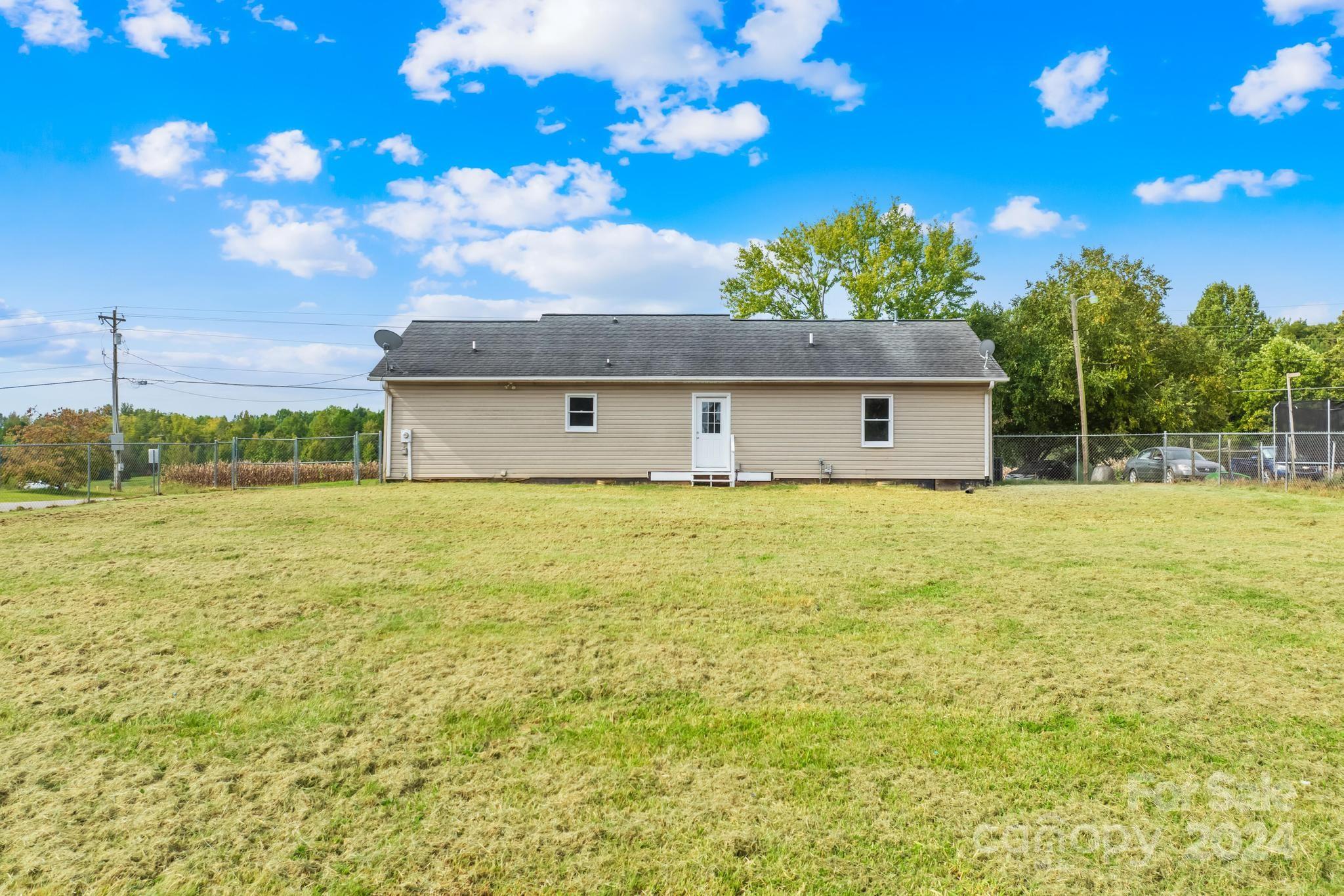 215 Bethesda Road Property Photo 25