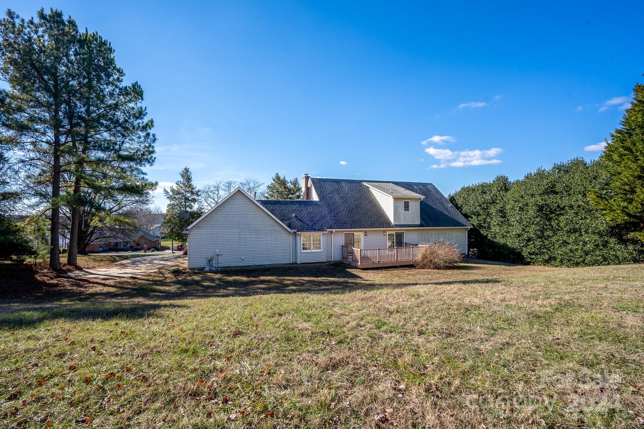 151 Oak Point Drive Property Photo 29