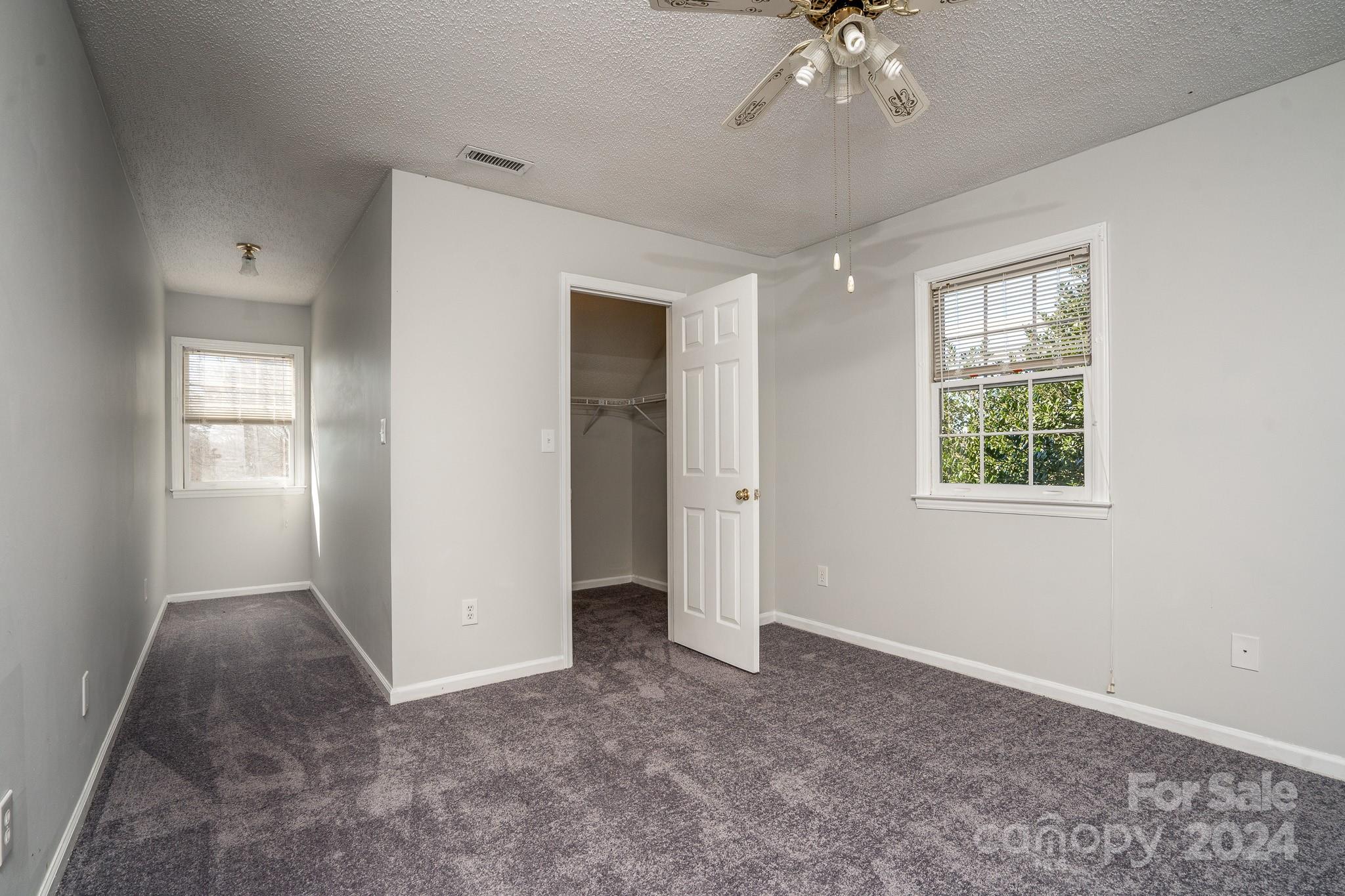 151 Oak Point Drive Property Photo 35