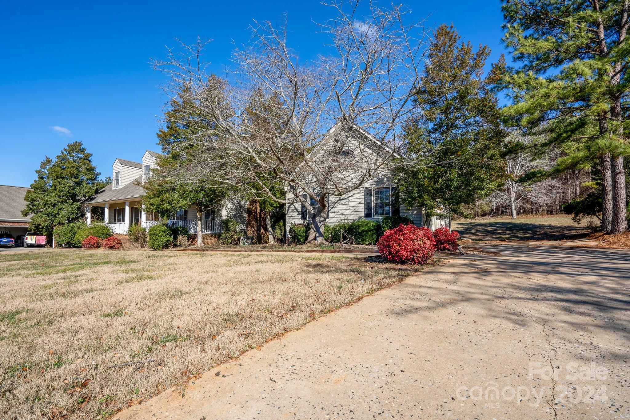 151 Oak Point Drive Property Photo 42