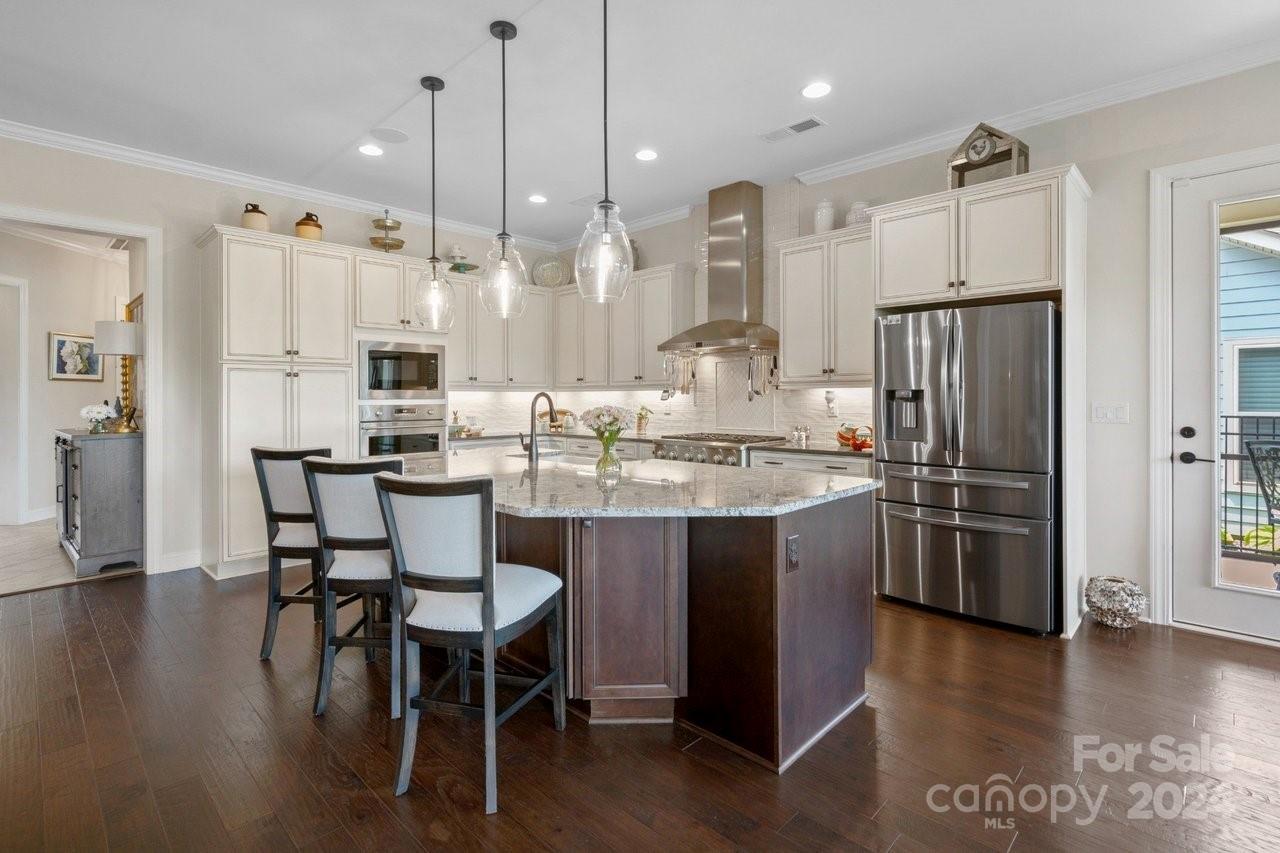 6269 Raven Rock Drive Property Photo 7