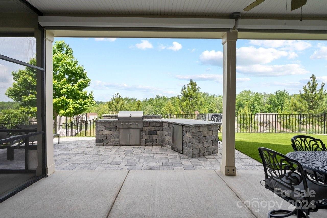 6269 Raven Rock Drive Property Photo 11