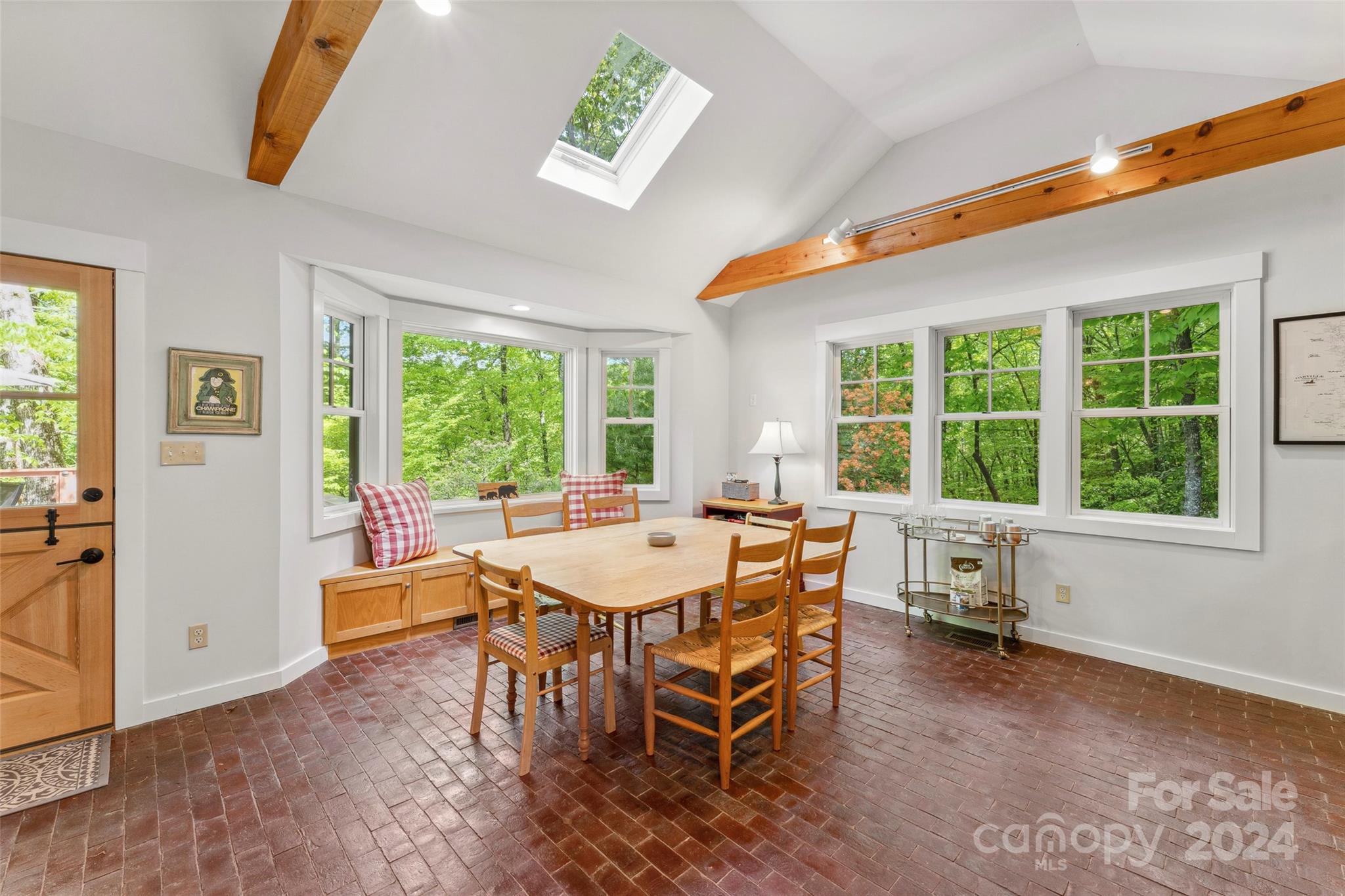 193 Dvdisdi Court Property Photo 25