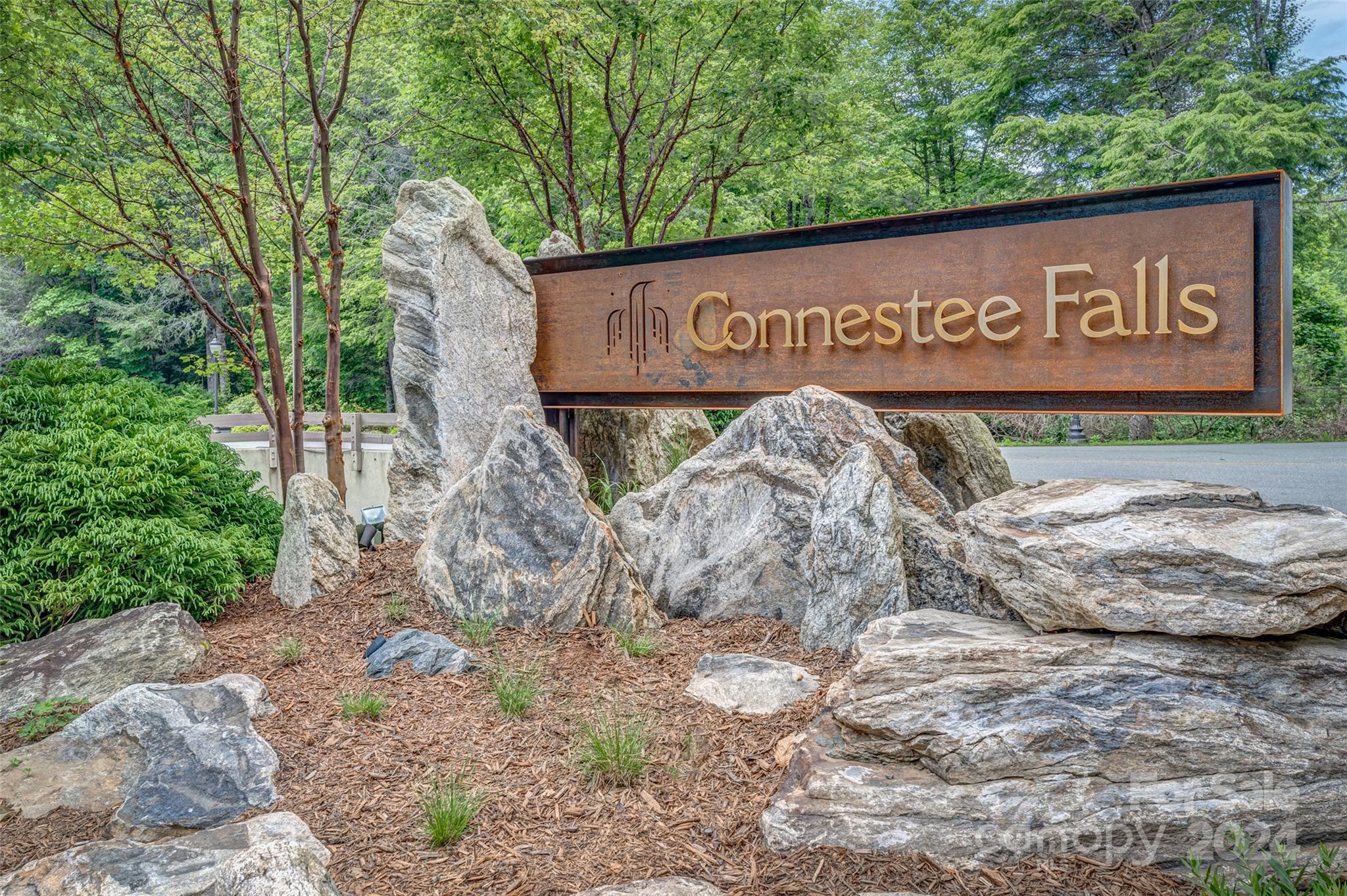 193 Dvdisdi Court Property Photo 42