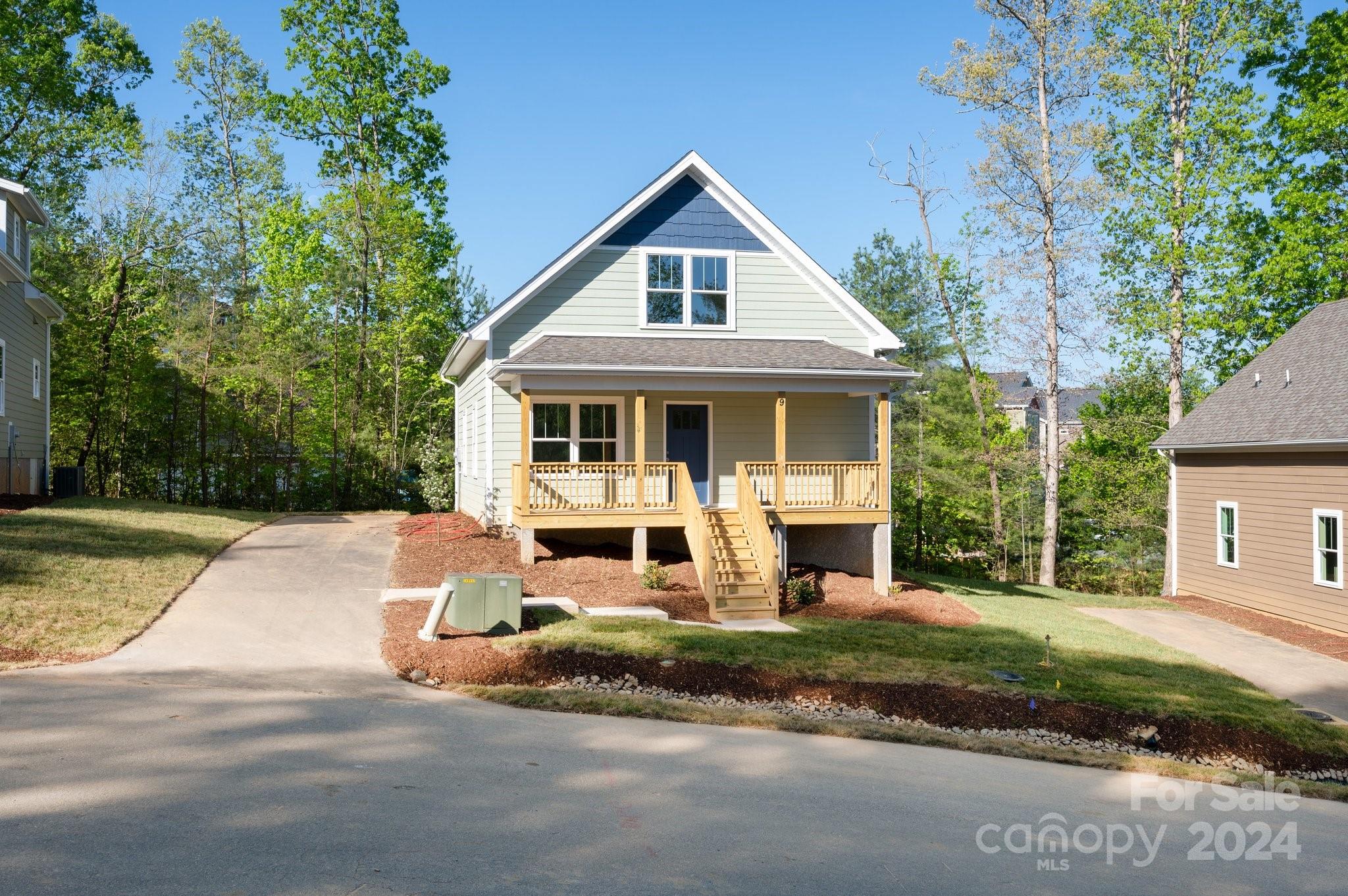 9 Berry Crest Lane 13 Property Photo 1
