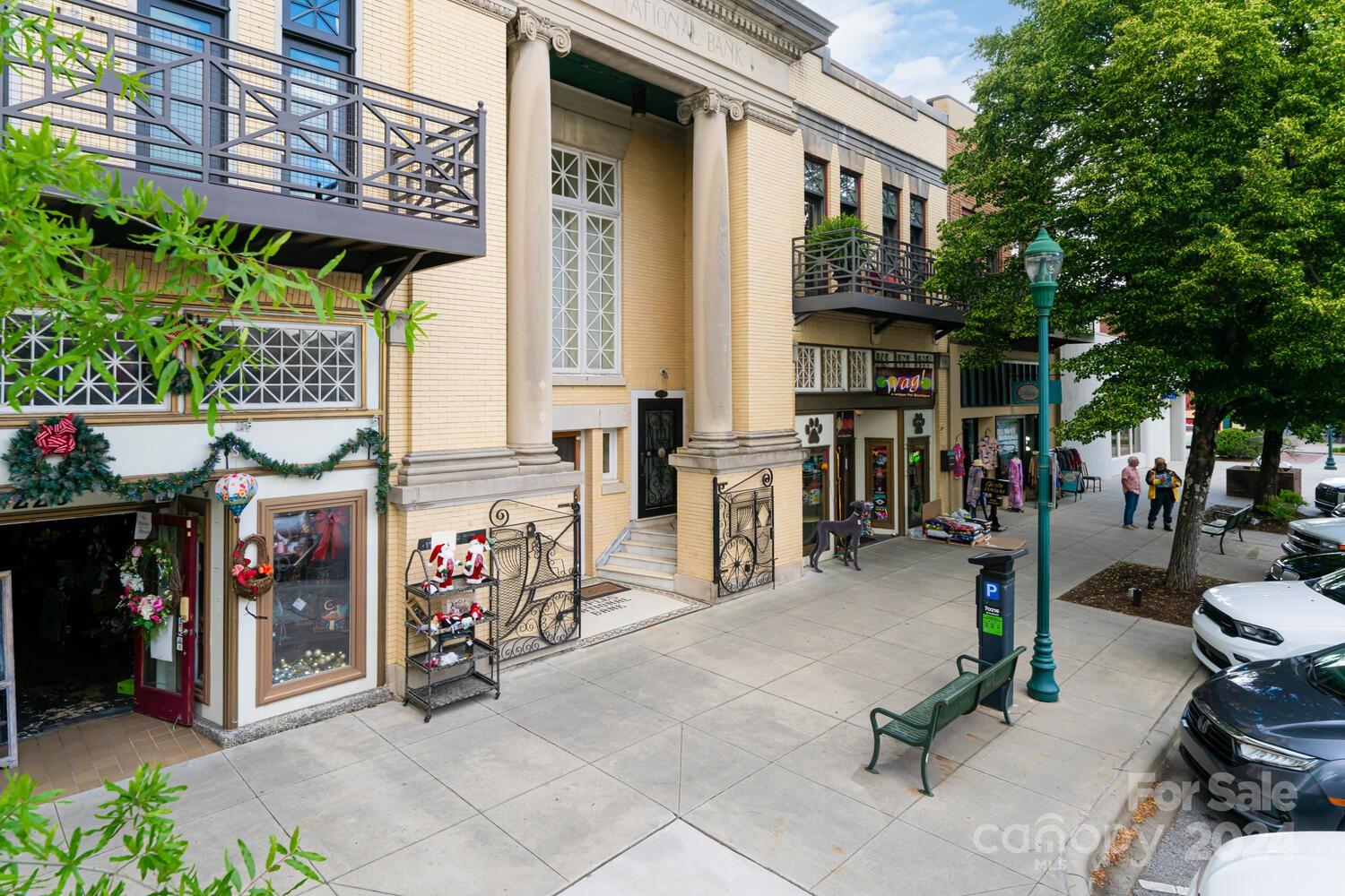 231 N Main Street Property Photo