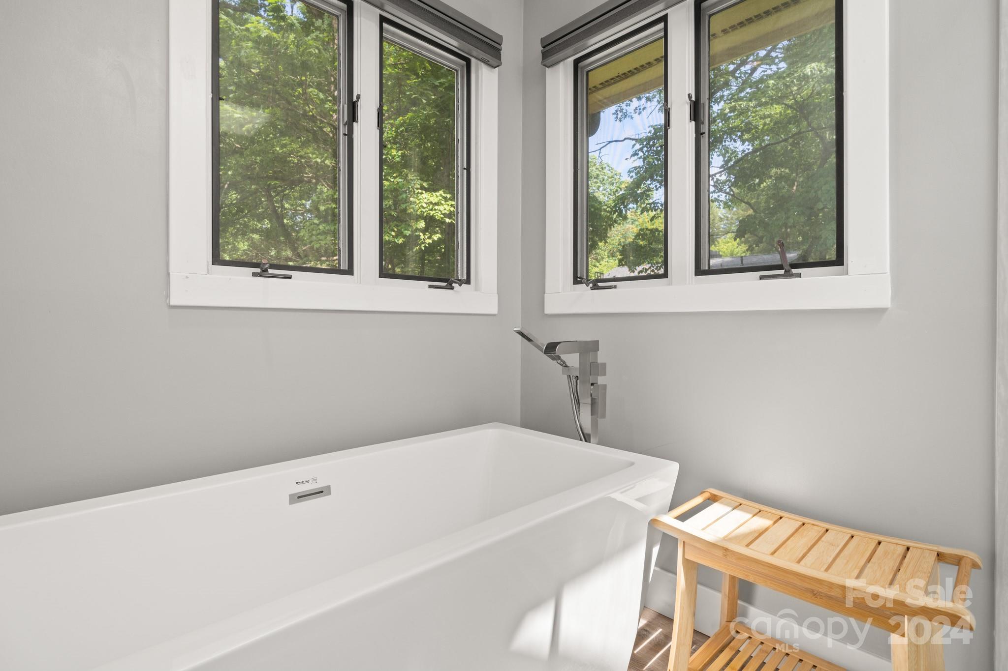13 Spring Cove Court Property Photo 21