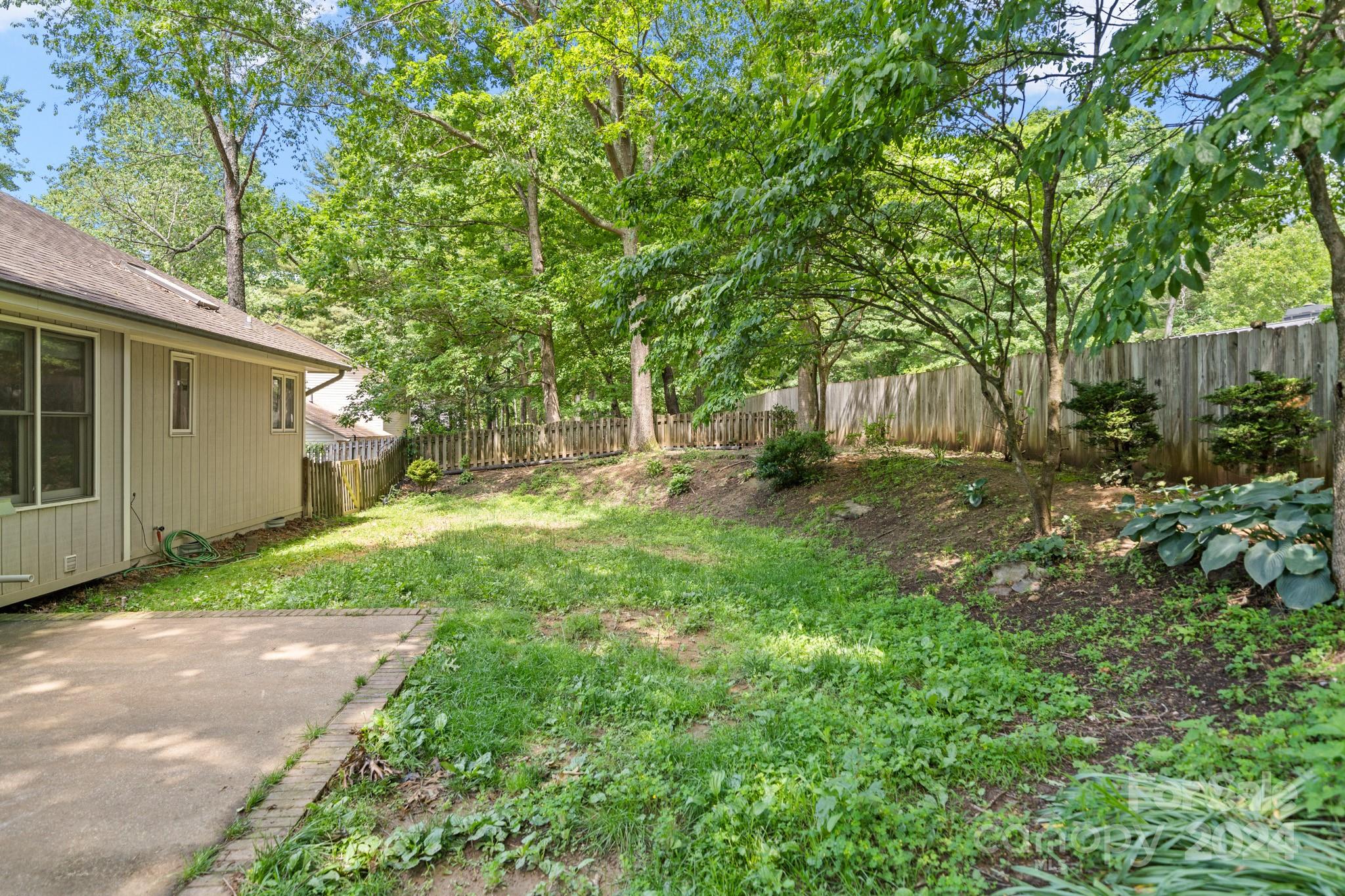 13 Spring Cove Court Property Photo 39