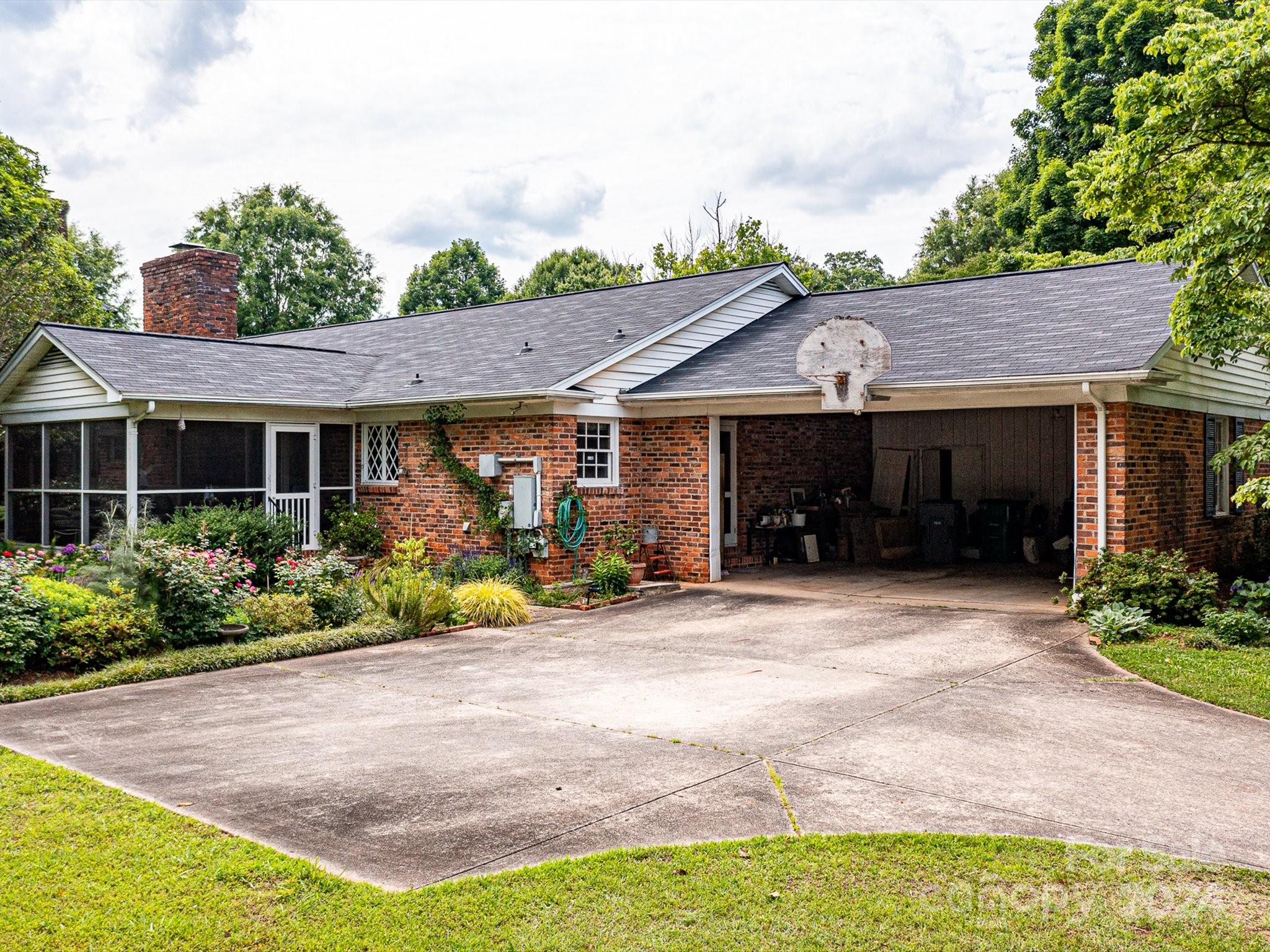 3701 Pelham Lane Property Photo 19
