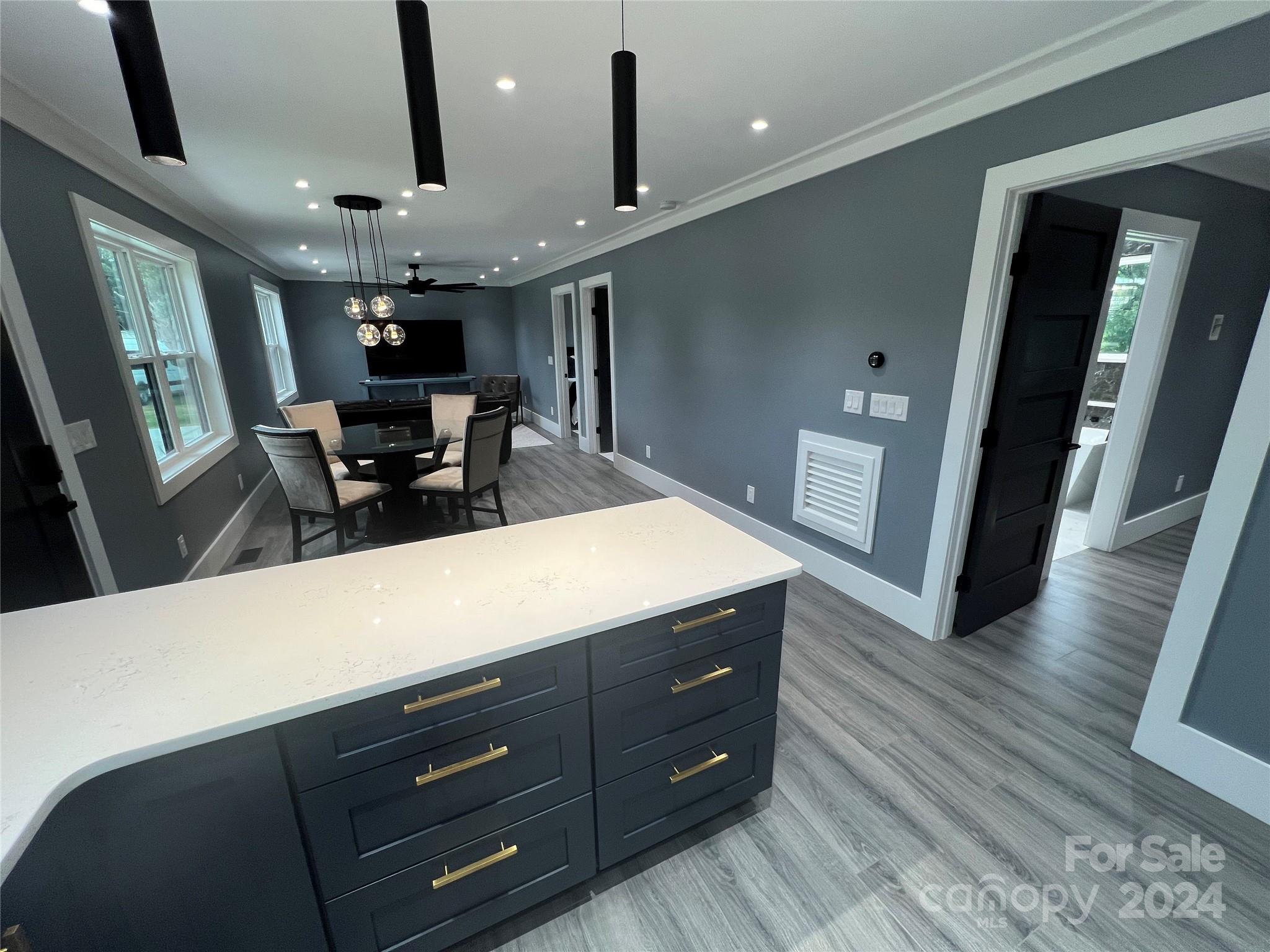 516 Spring Garden Avenue Property Photo 7