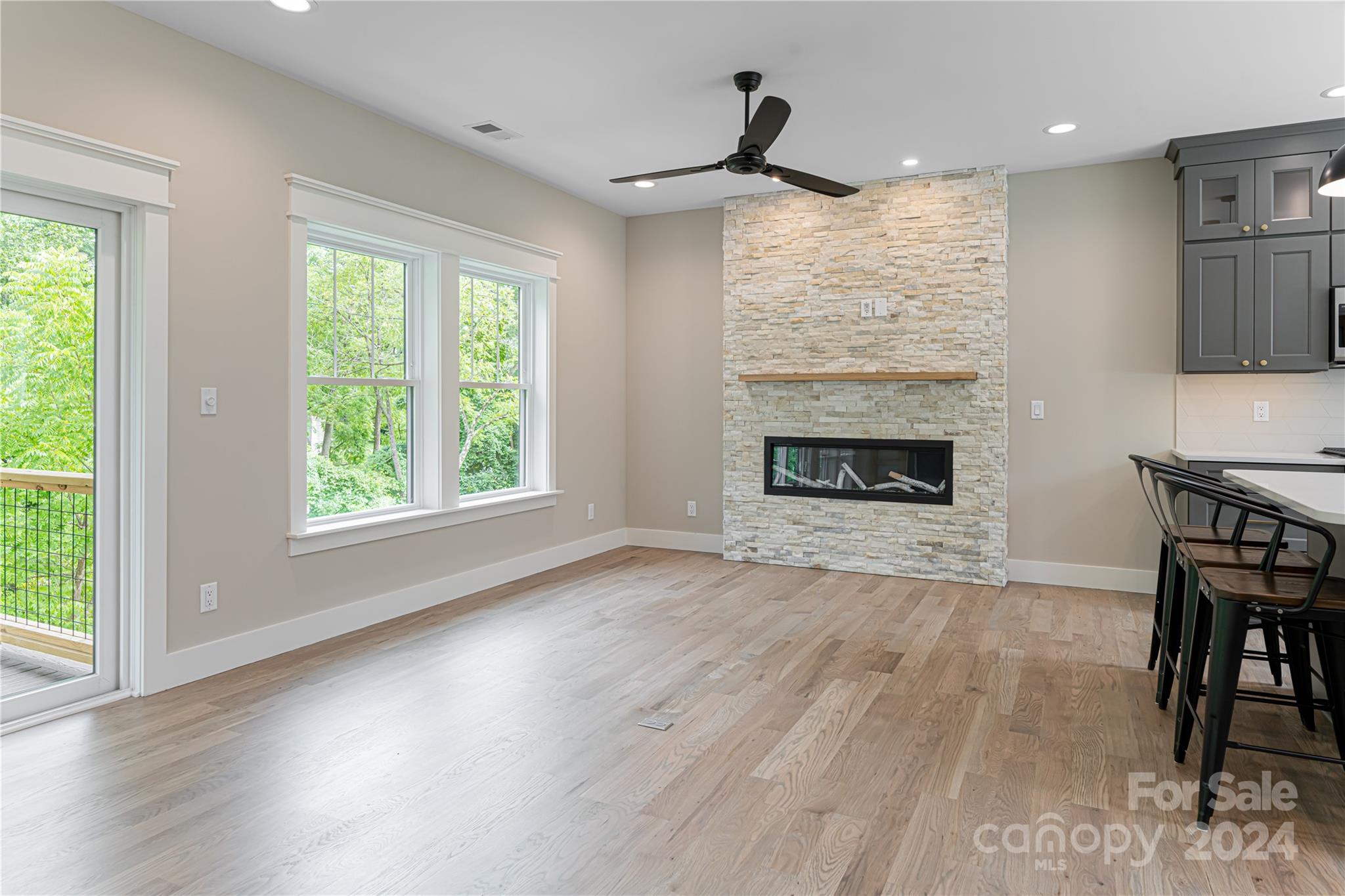 38 Acona Lane Property Photo 8