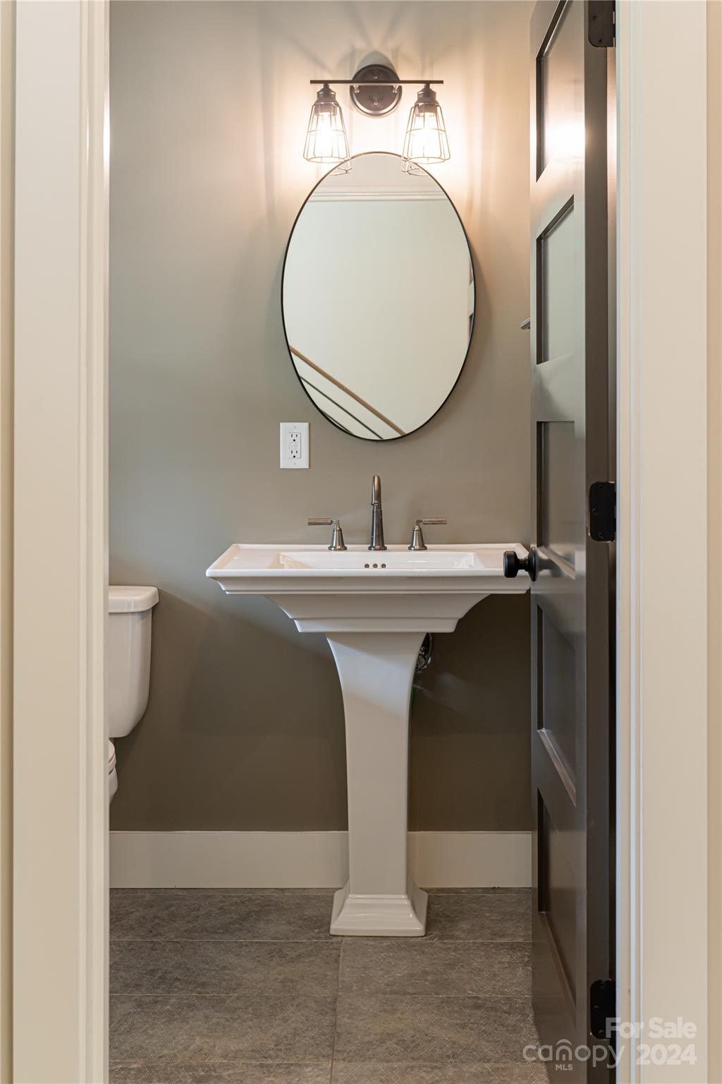 38 Acona Lane Property Photo 18