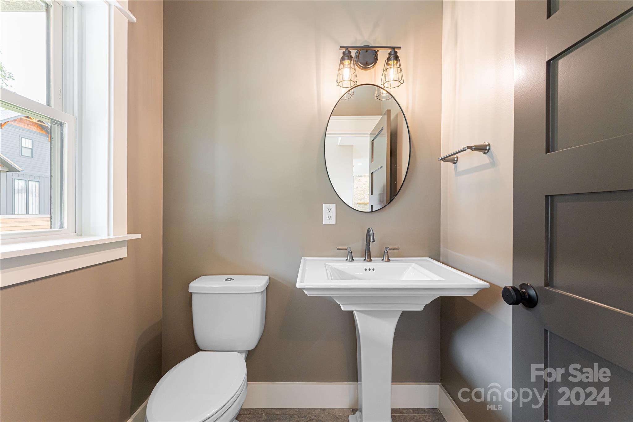 38 Acona Lane Property Photo 19