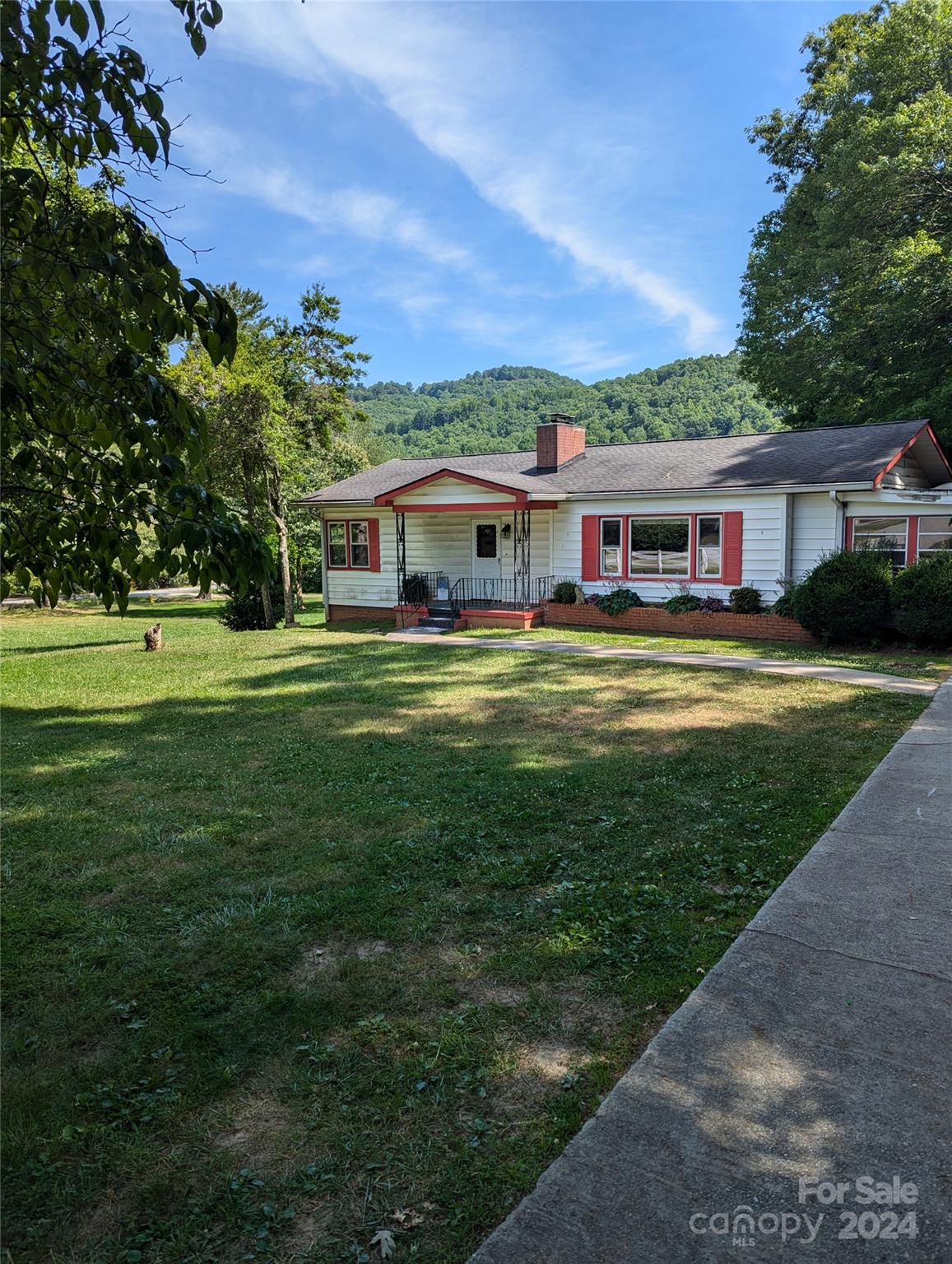 3106 Brevard Road Property Photo 2
