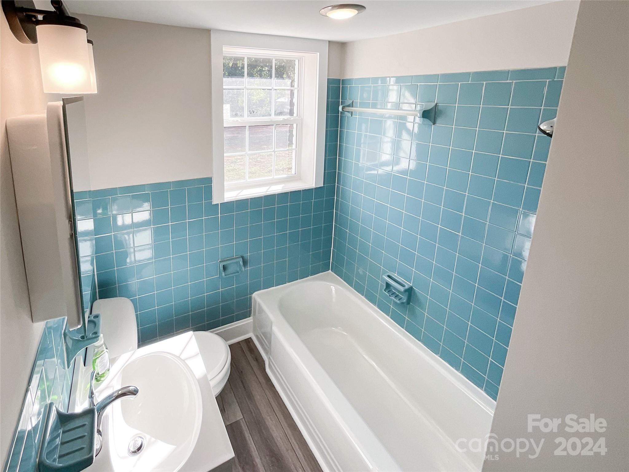 766 Flora Circle Property Photo 29
