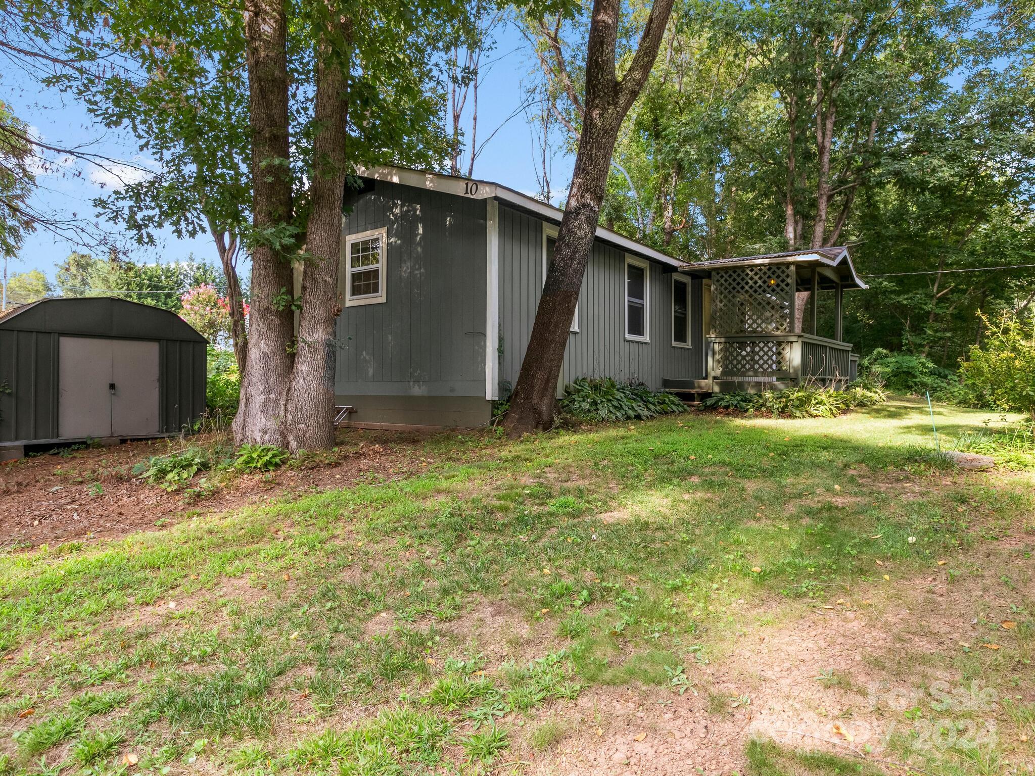 10 Shenandoah Road Property Photo 3