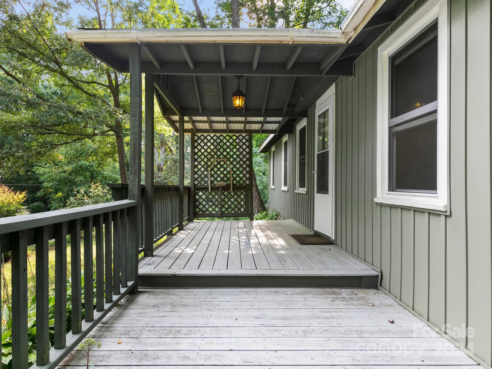 10 Shenandoah Road Property Photo 6