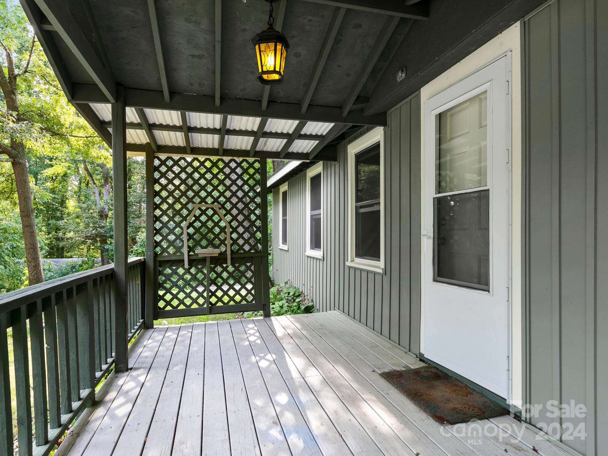 10 Shenandoah Road Property Photo 7