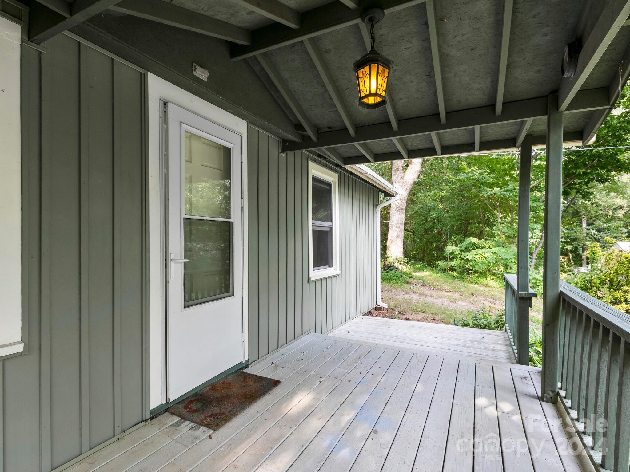 10 Shenandoah Road Property Photo 8