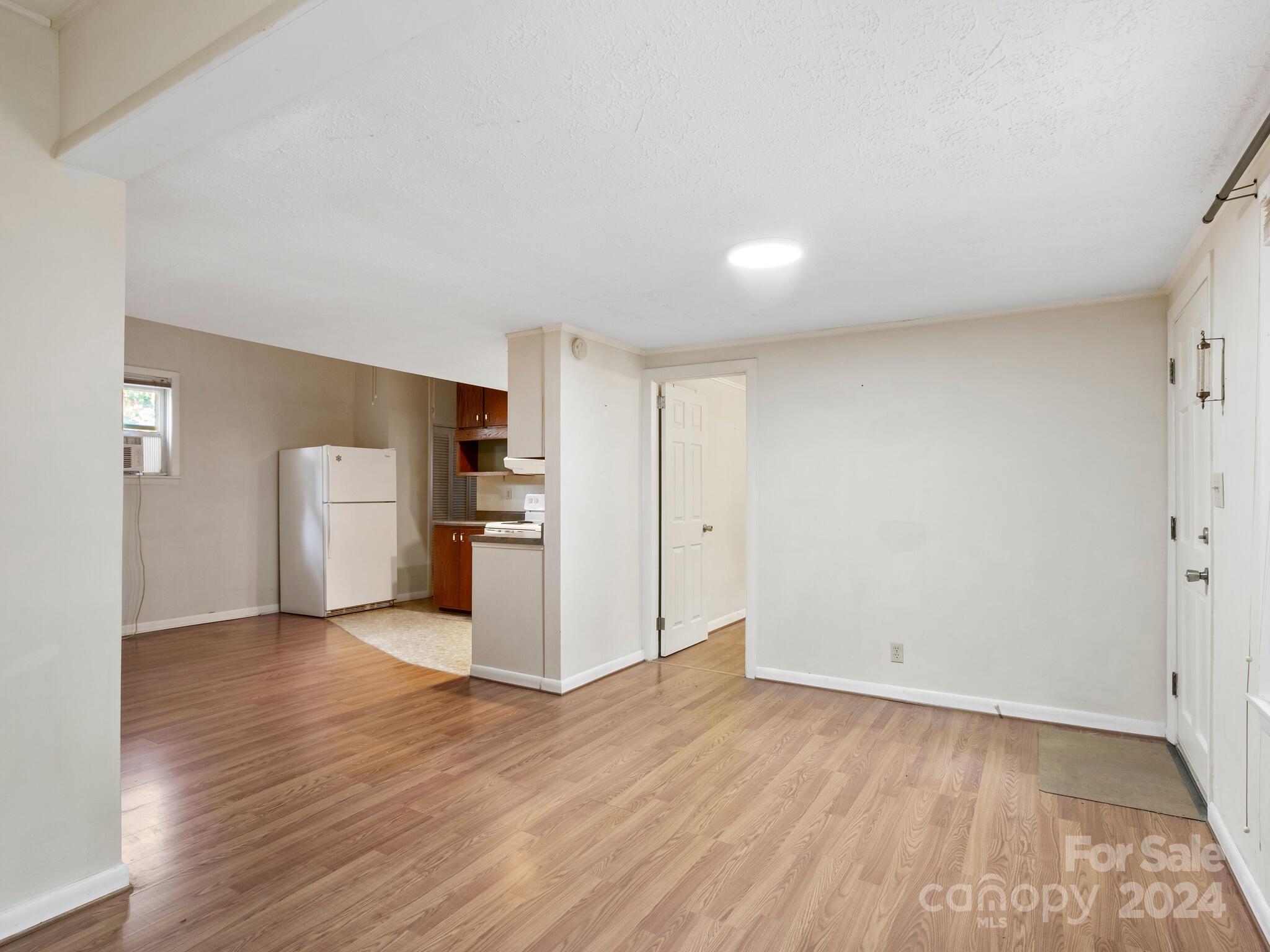 10 Shenandoah Road Property Photo 12