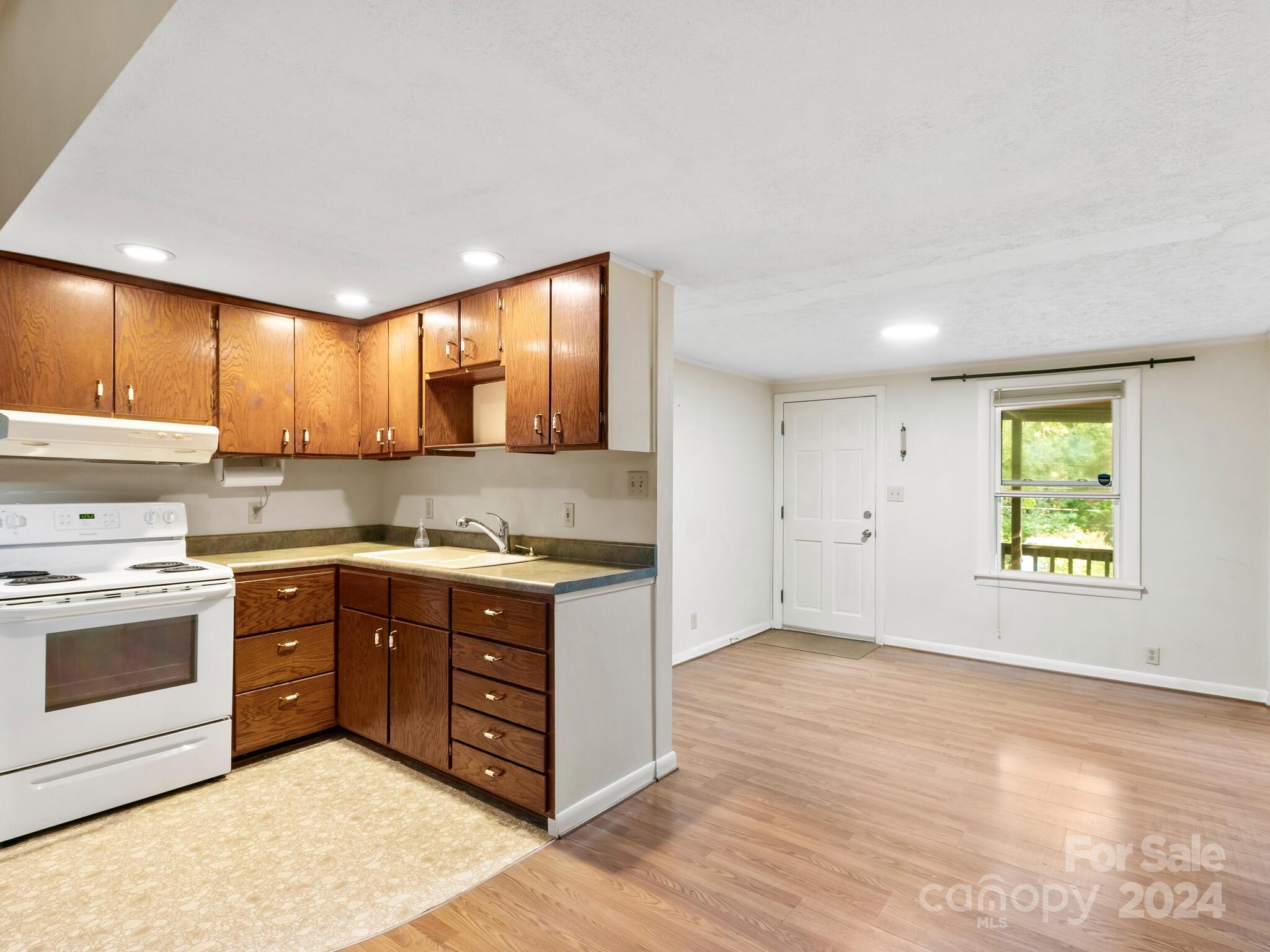 10 Shenandoah Road Property Photo 17