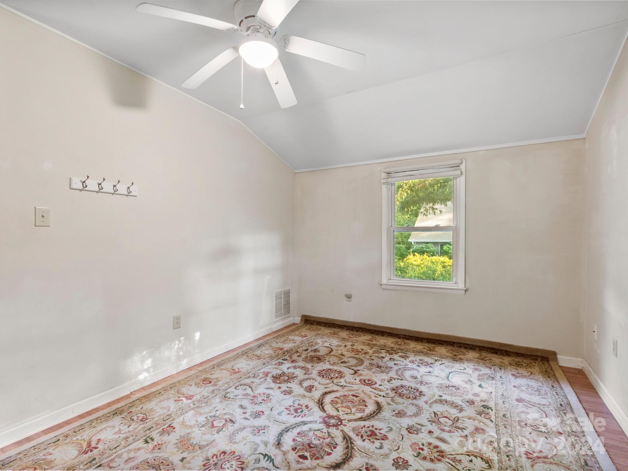 10 Shenandoah Road Property Photo 22