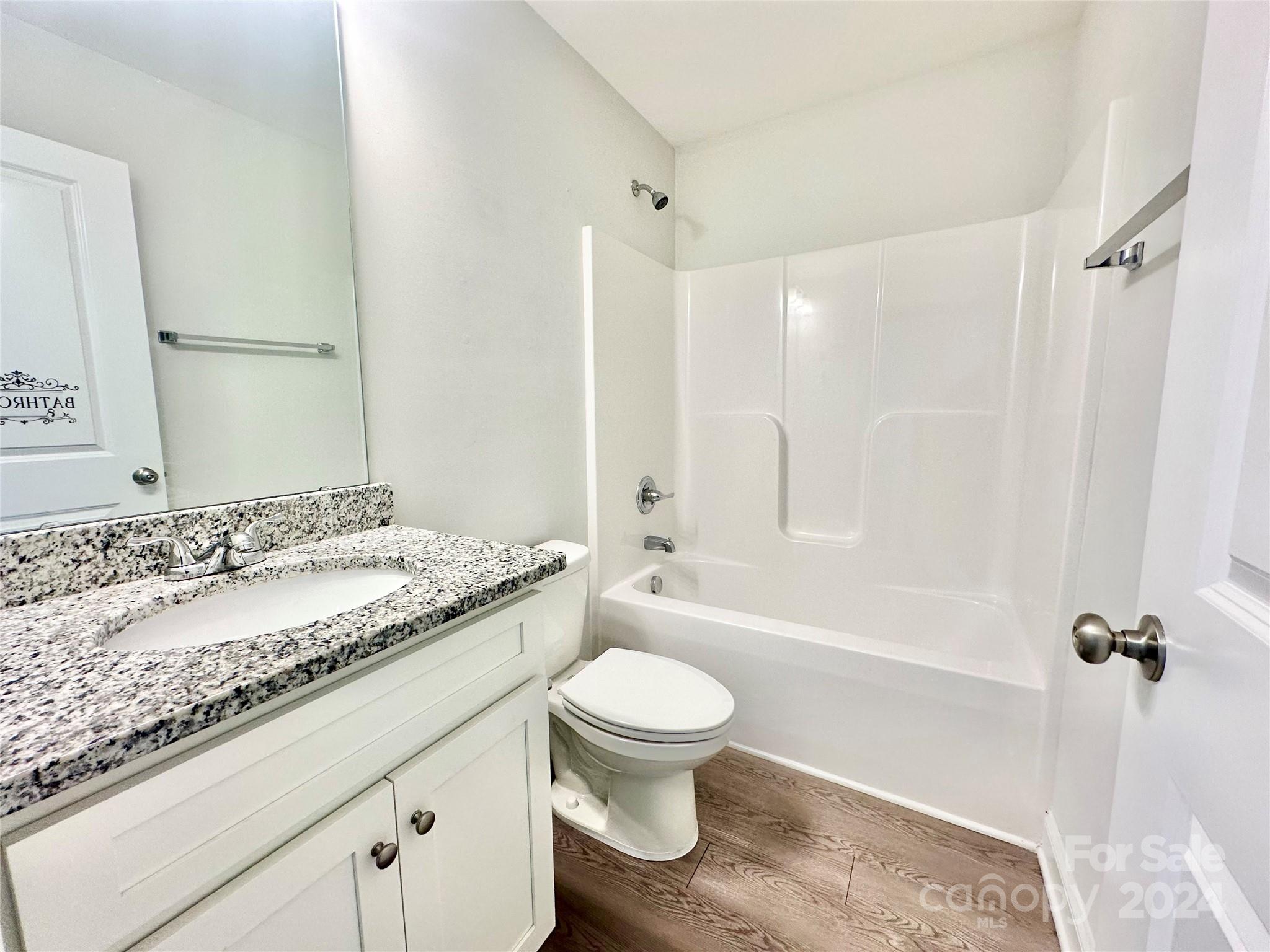 2211 Lane Street Property Photo 8