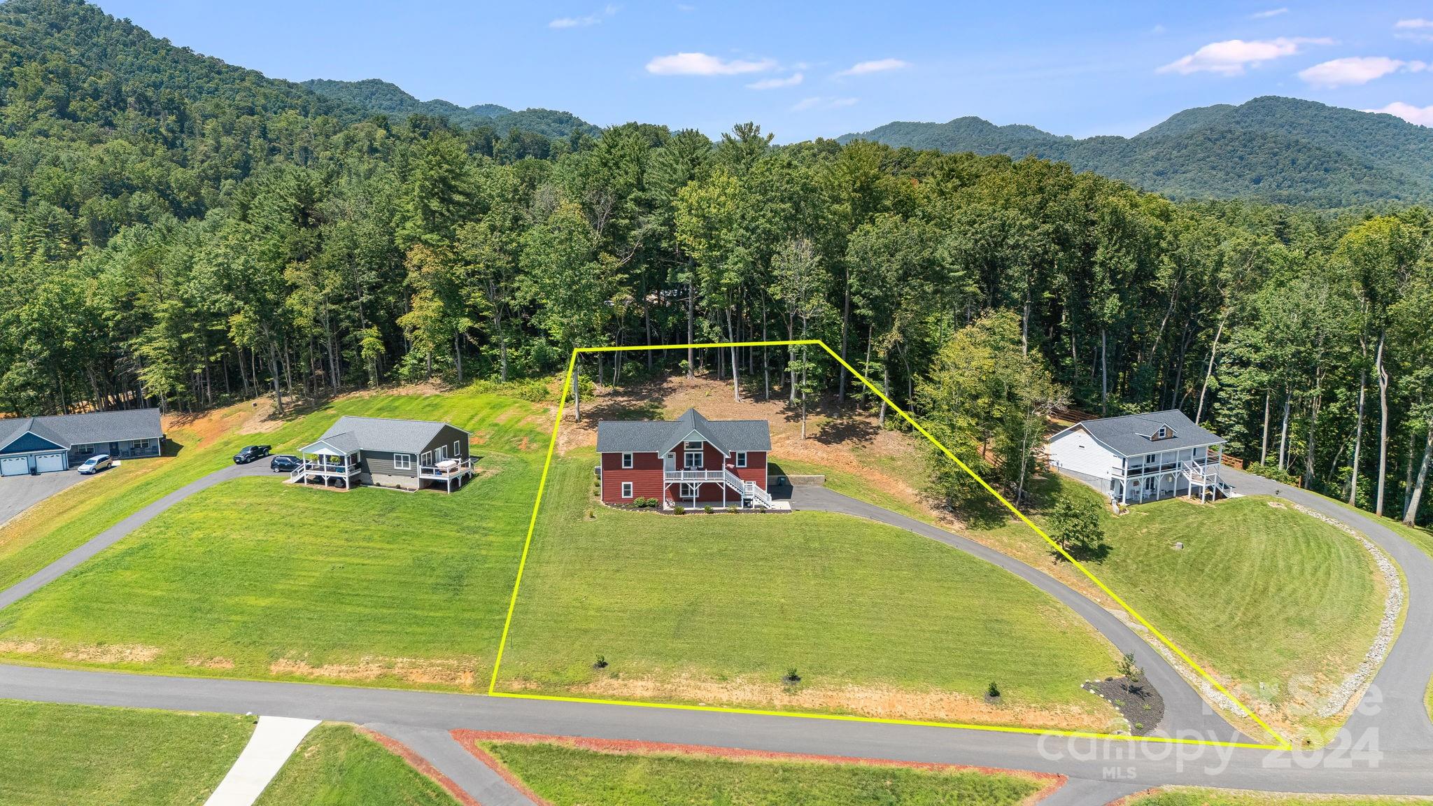 121 Sunrise Drive Property Photo 12