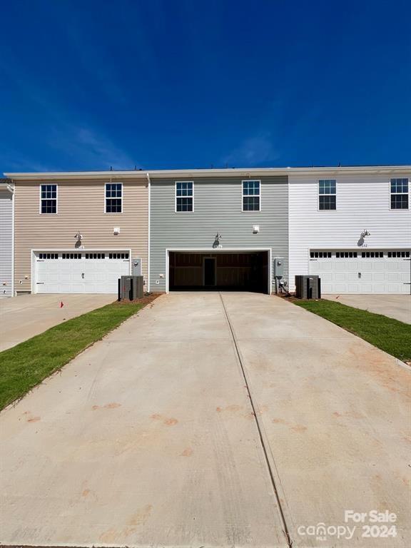 9729 Inkberry Drive 685 Property Photo 2