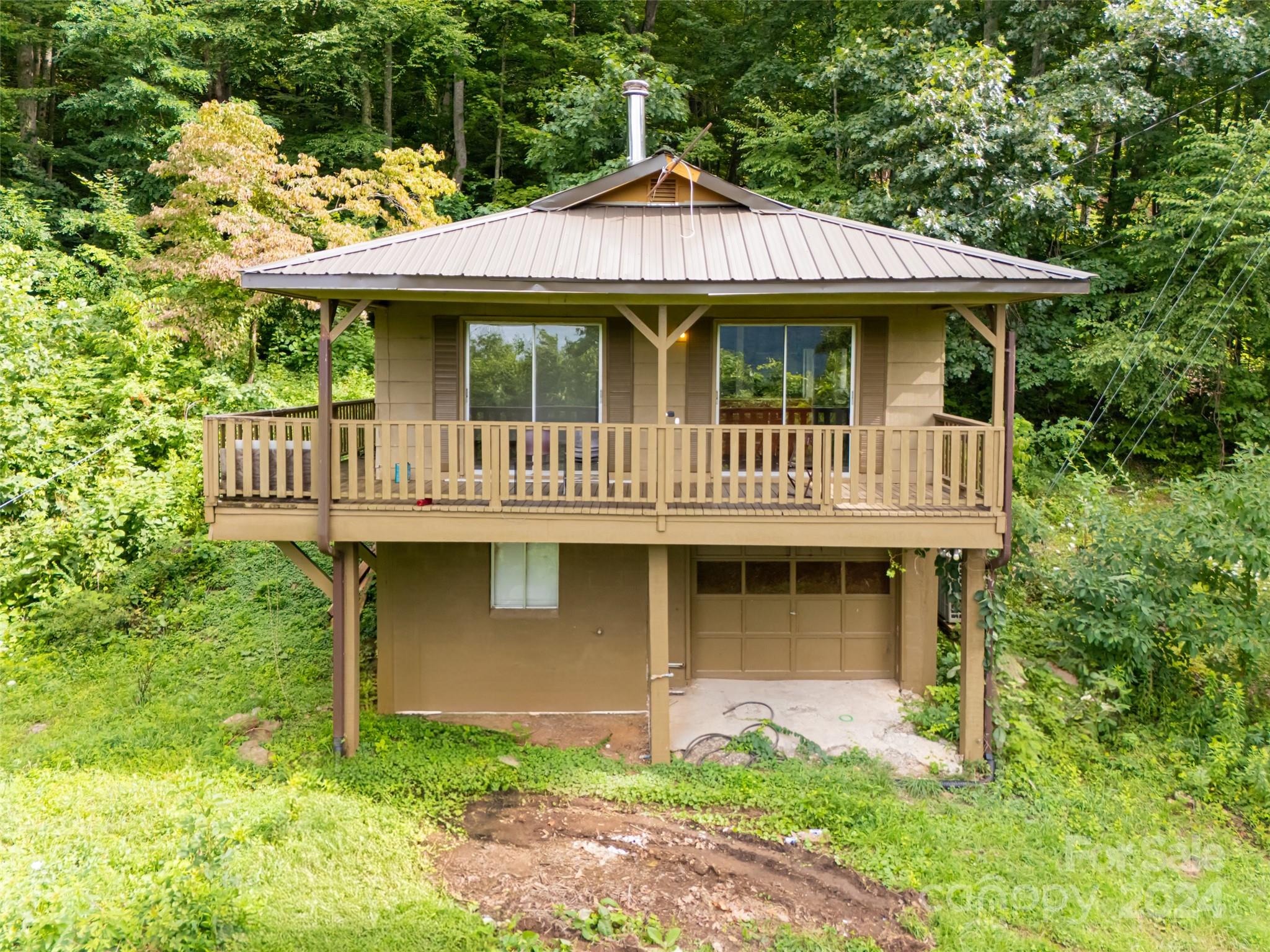 119 Pinnacle Mountain Road Property Photo 2