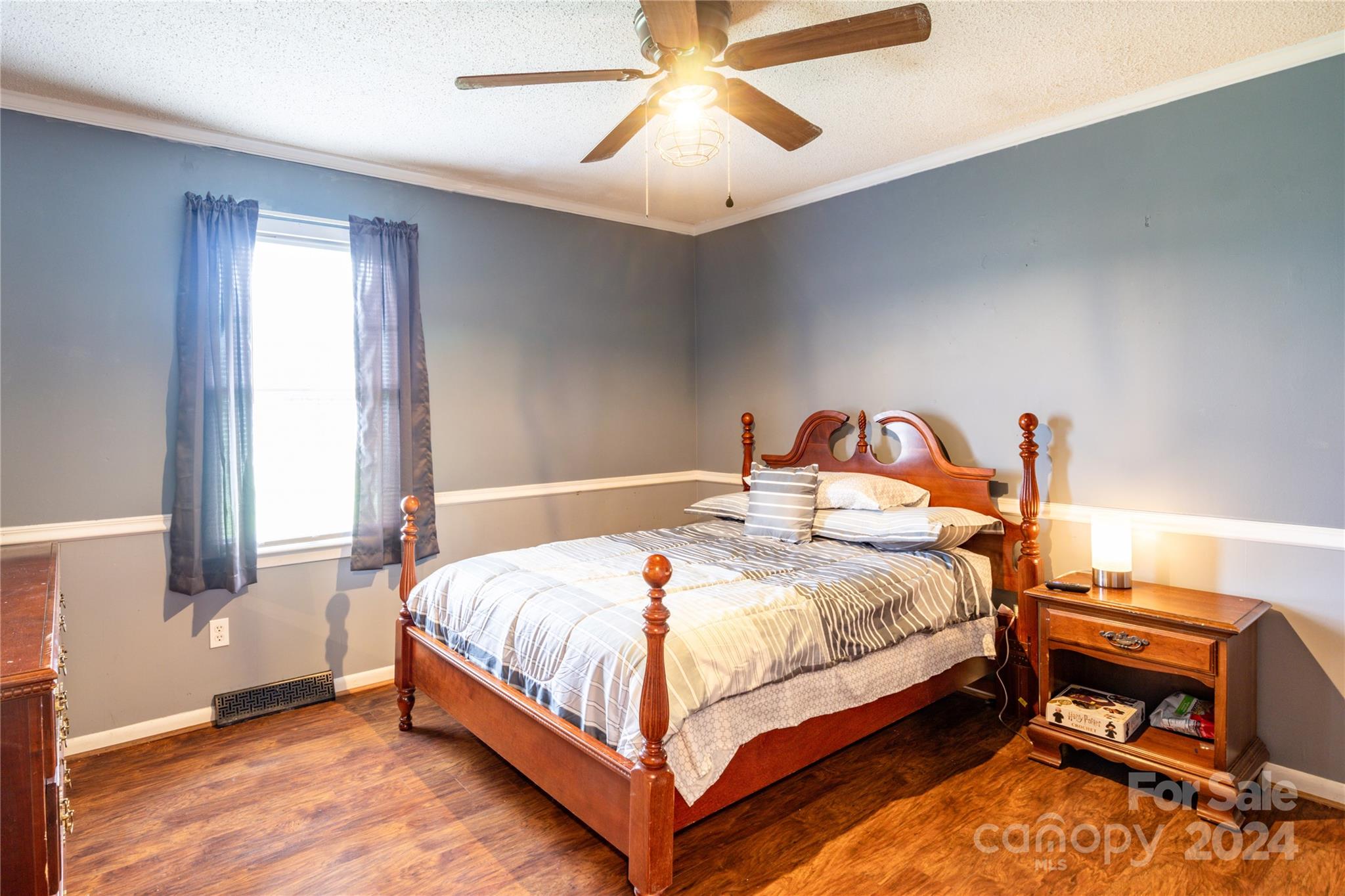 202 Division Avenue Property Photo 16