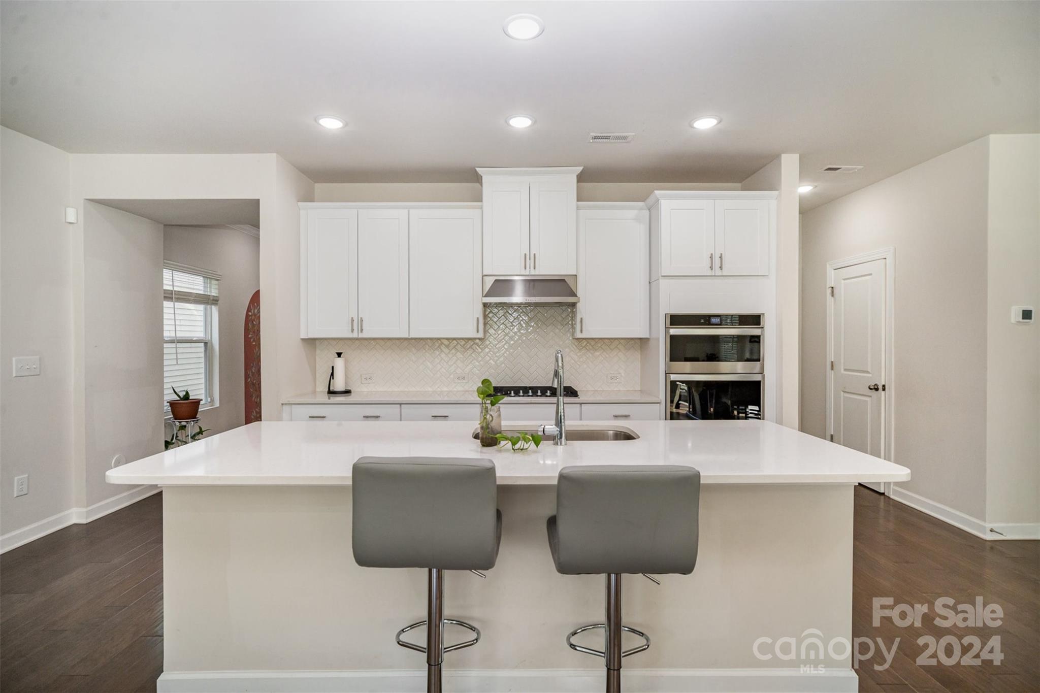 168 Ravensara Avenue Property Photo 7