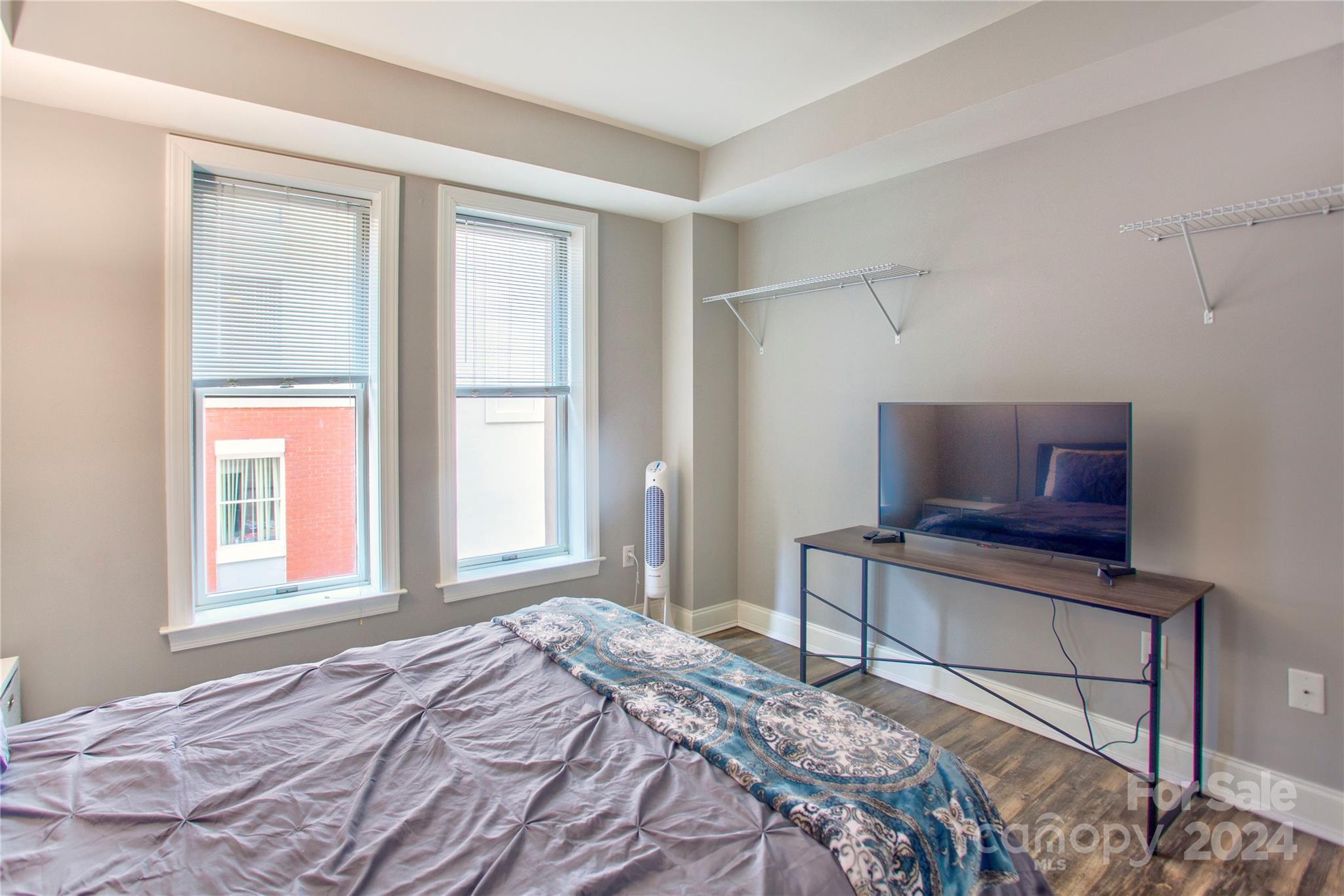 718 W Trade Street 308 Property Photo 21