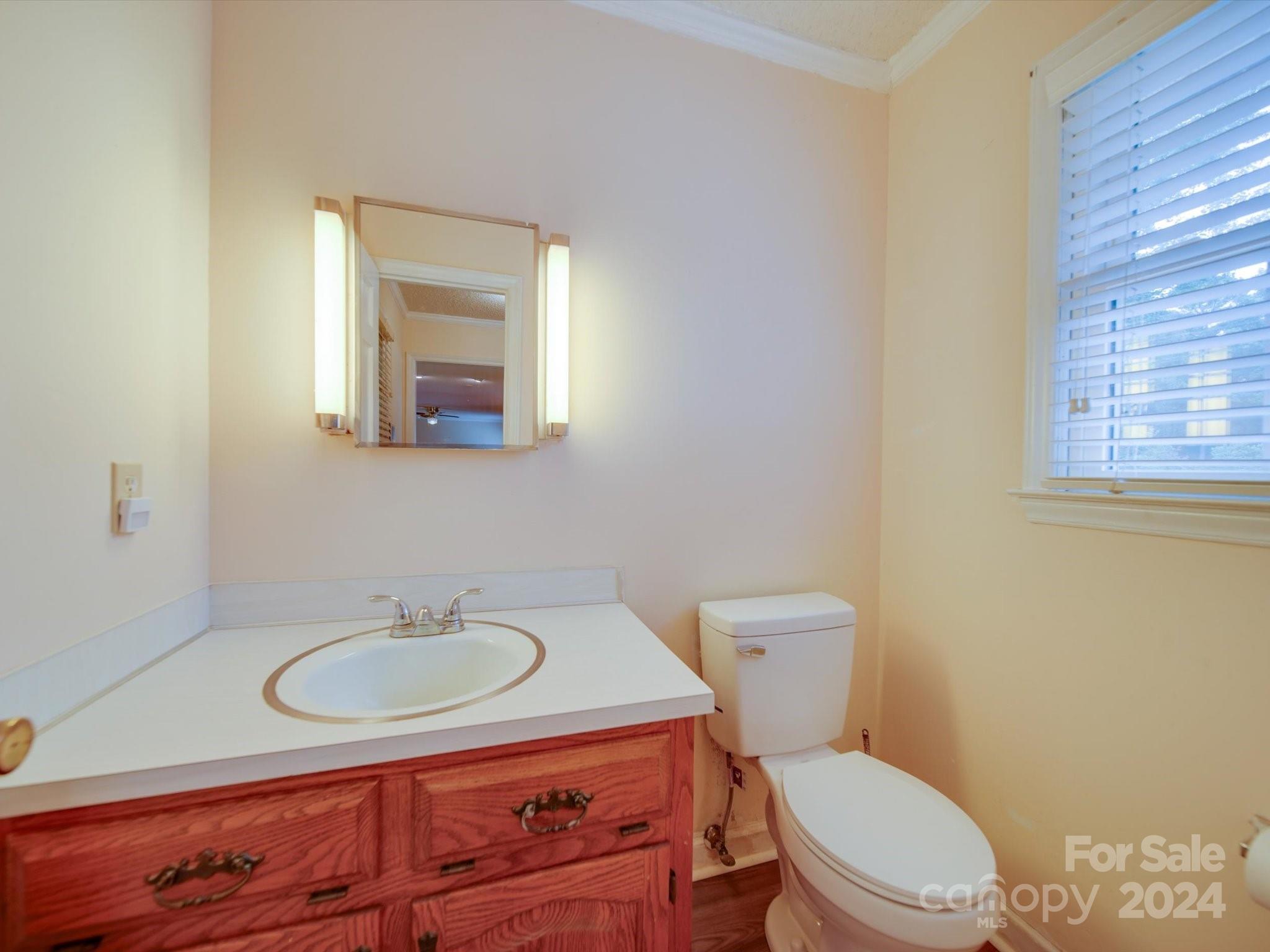 100 Nottingham Way Property Photo 19