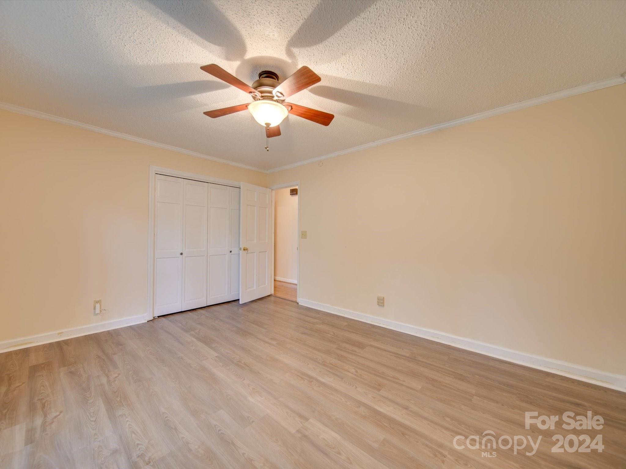 100 Nottingham Way Property Photo 24