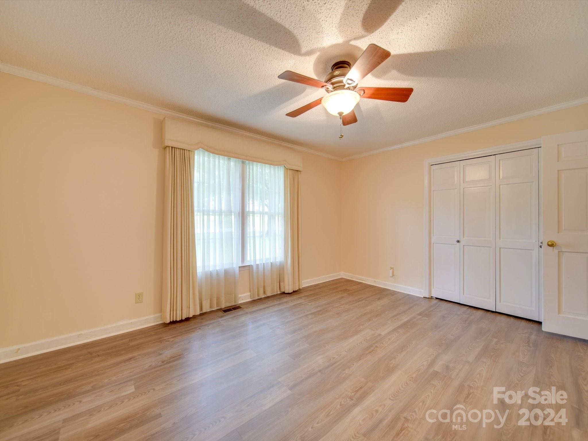 100 Nottingham Way Property Photo 25