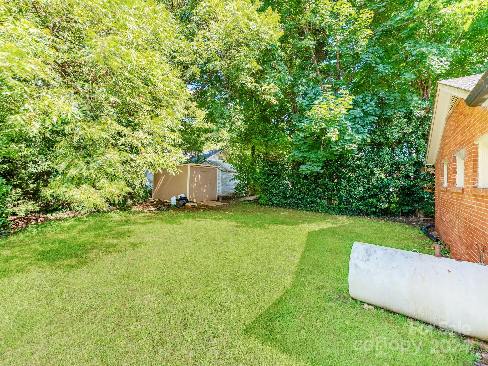 306 S Main Avenue Property Photo 22