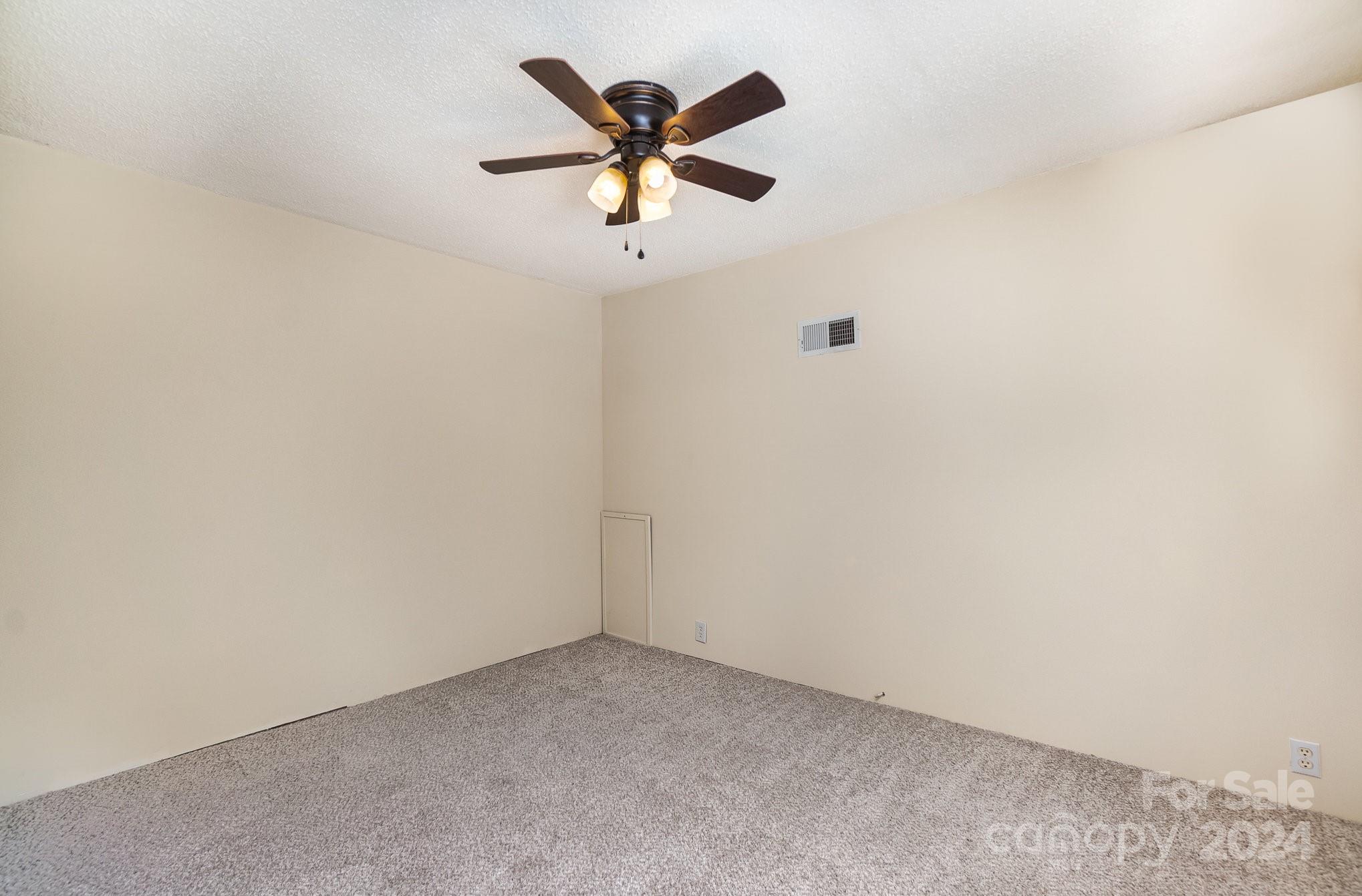 205 Martin Luther King Jr Avenue Property Photo 13