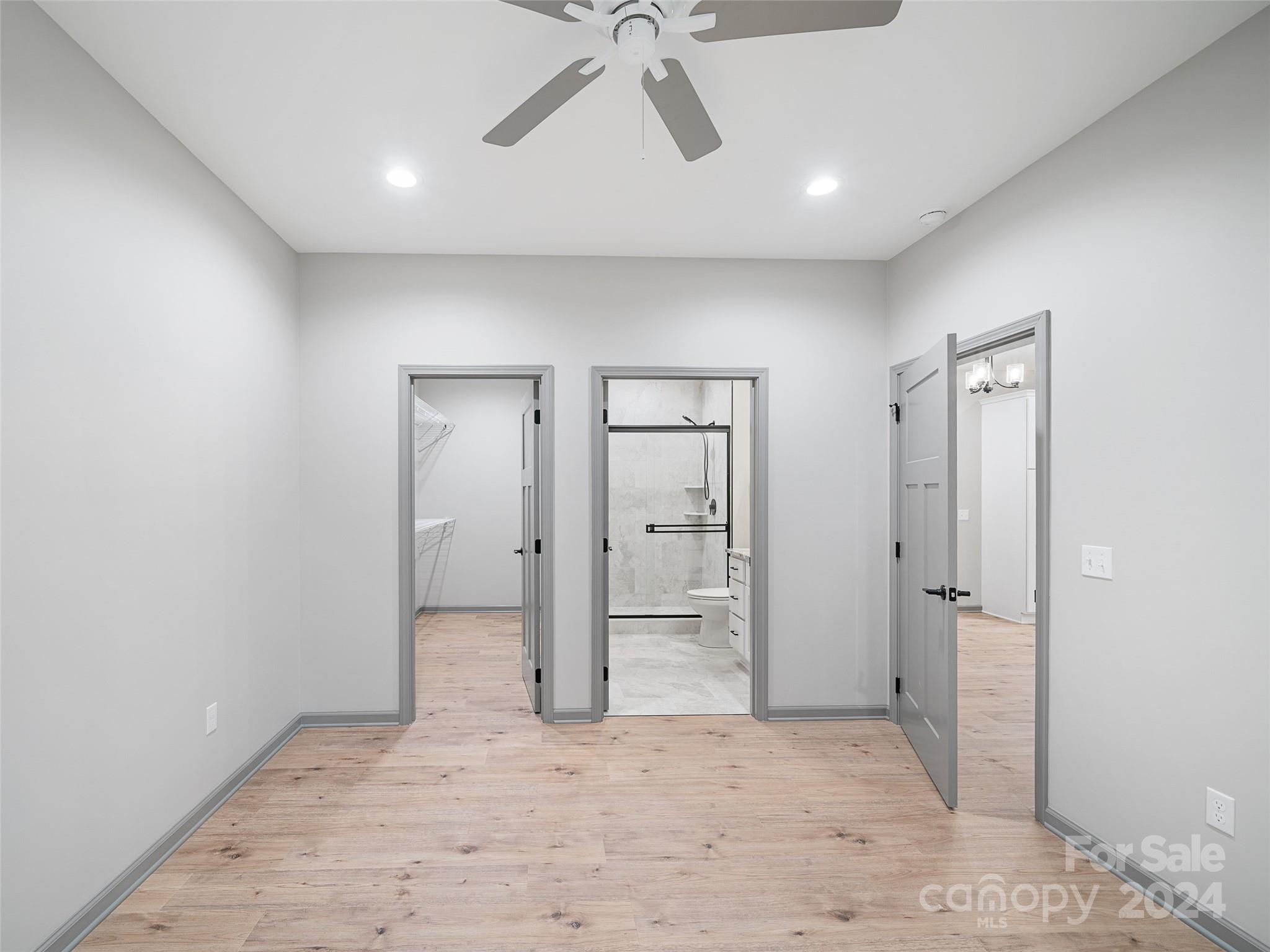 200 Red Twig Lane Unit 201 Property Photo 9