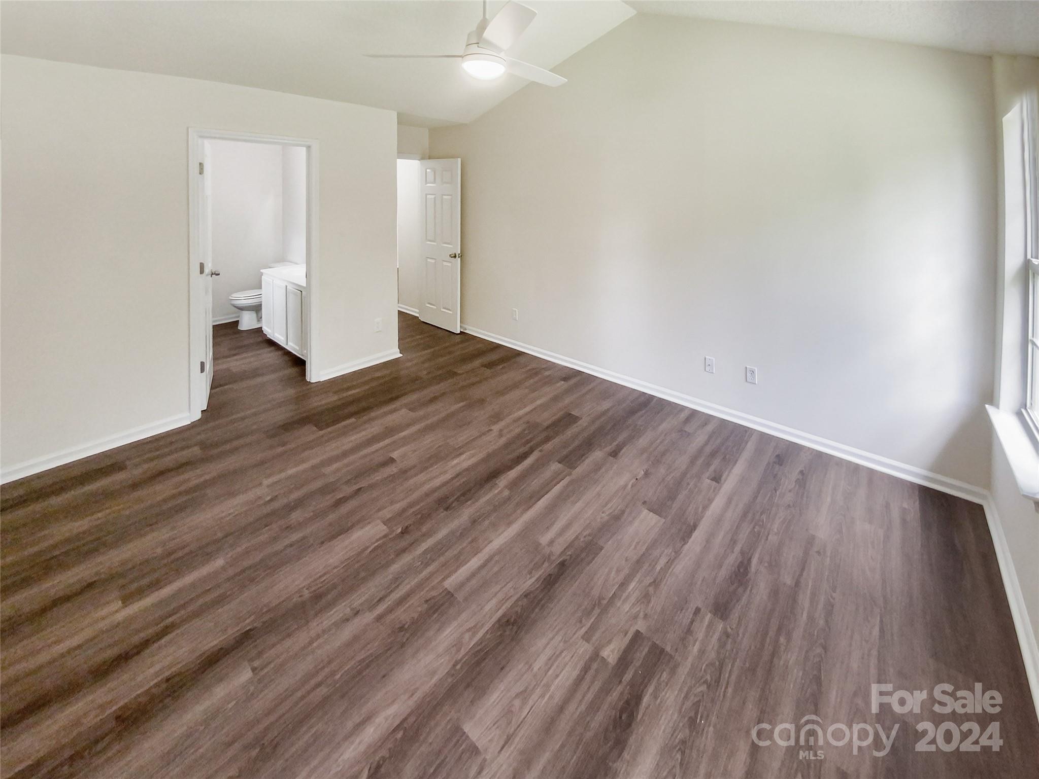 105 Leafmore Court Property Photo 15