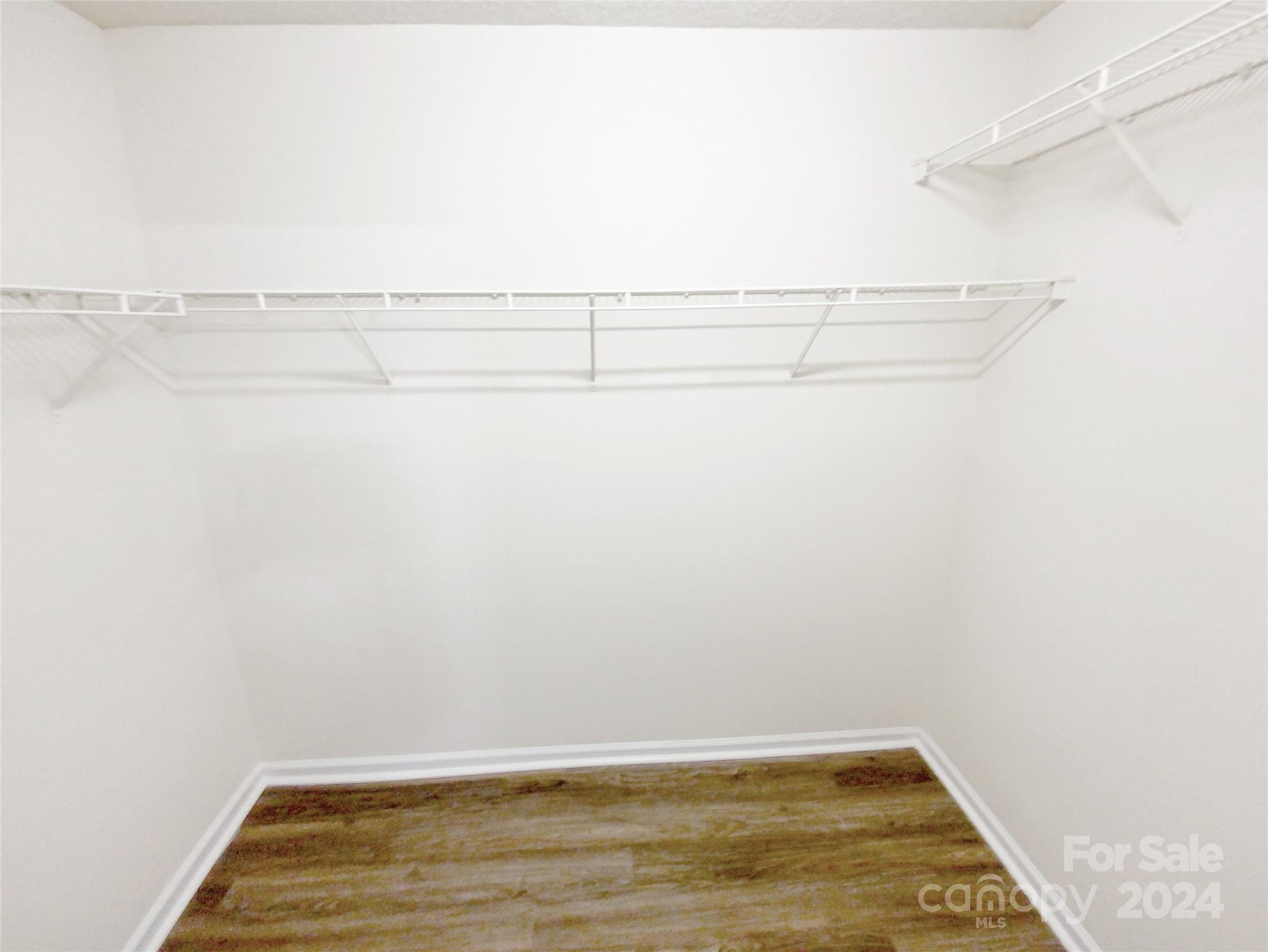 105 Leafmore Court Property Photo 17