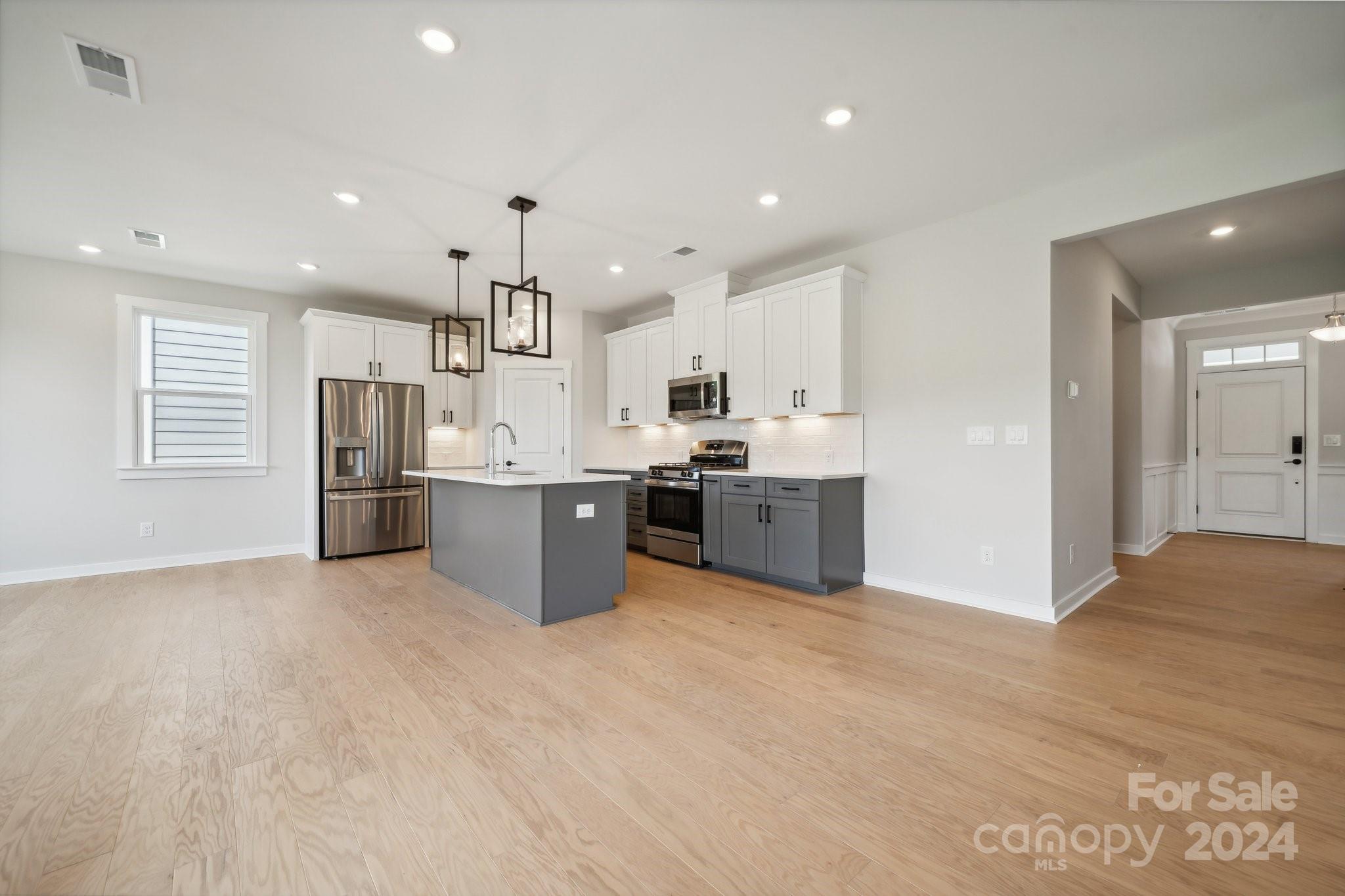 14048 Lake Home Lane 186 Property Photo 4