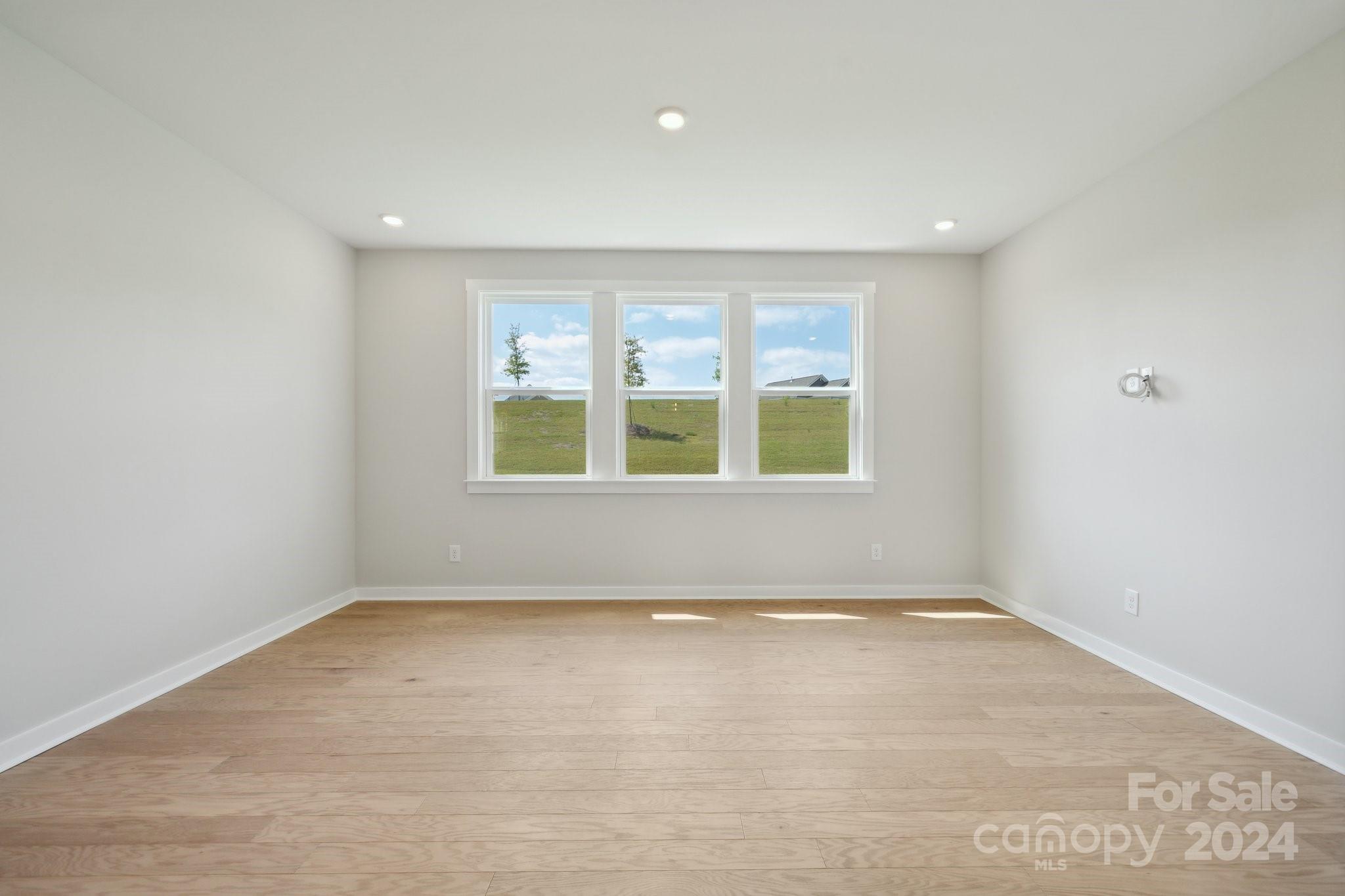 14048 Lake Home Lane 186 Property Photo 8