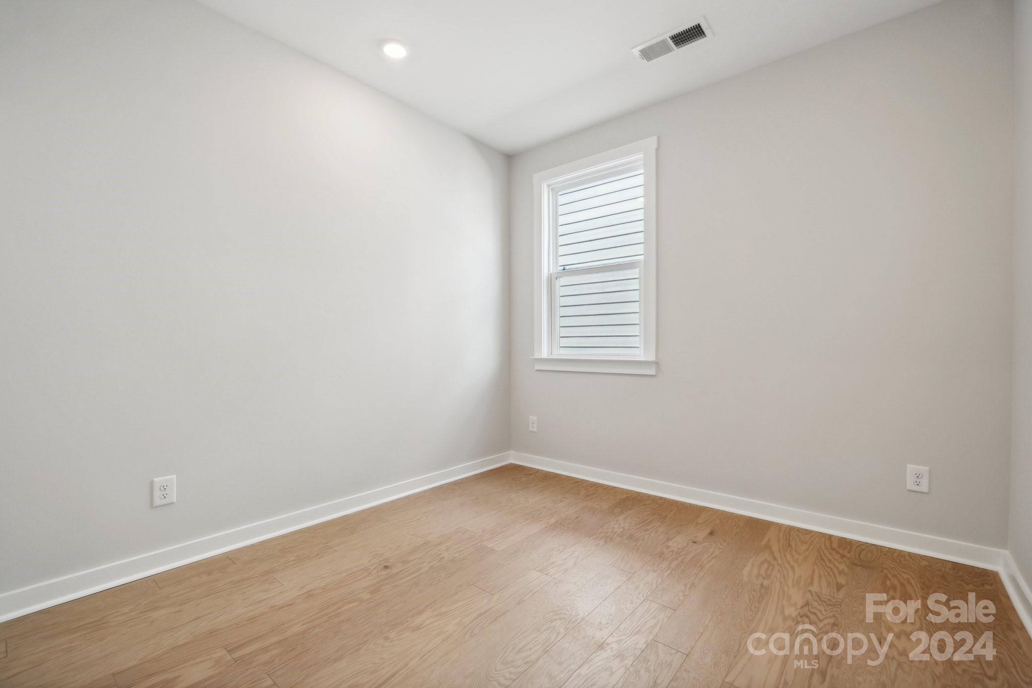 14048 Lake Home Lane 186 Property Photo 23