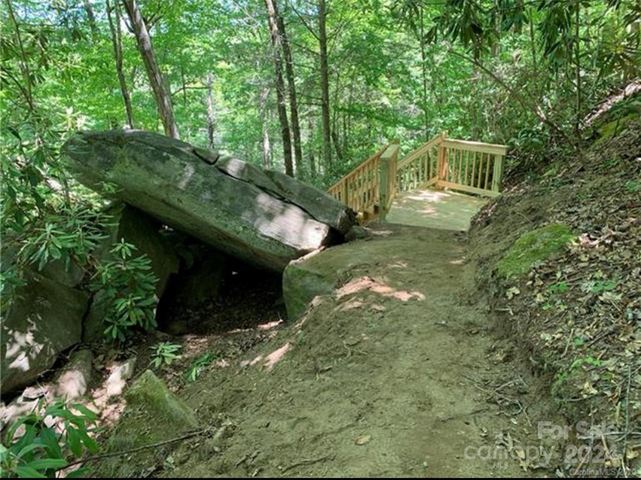 595 Quail Ridge Boulevard Property Photo 14