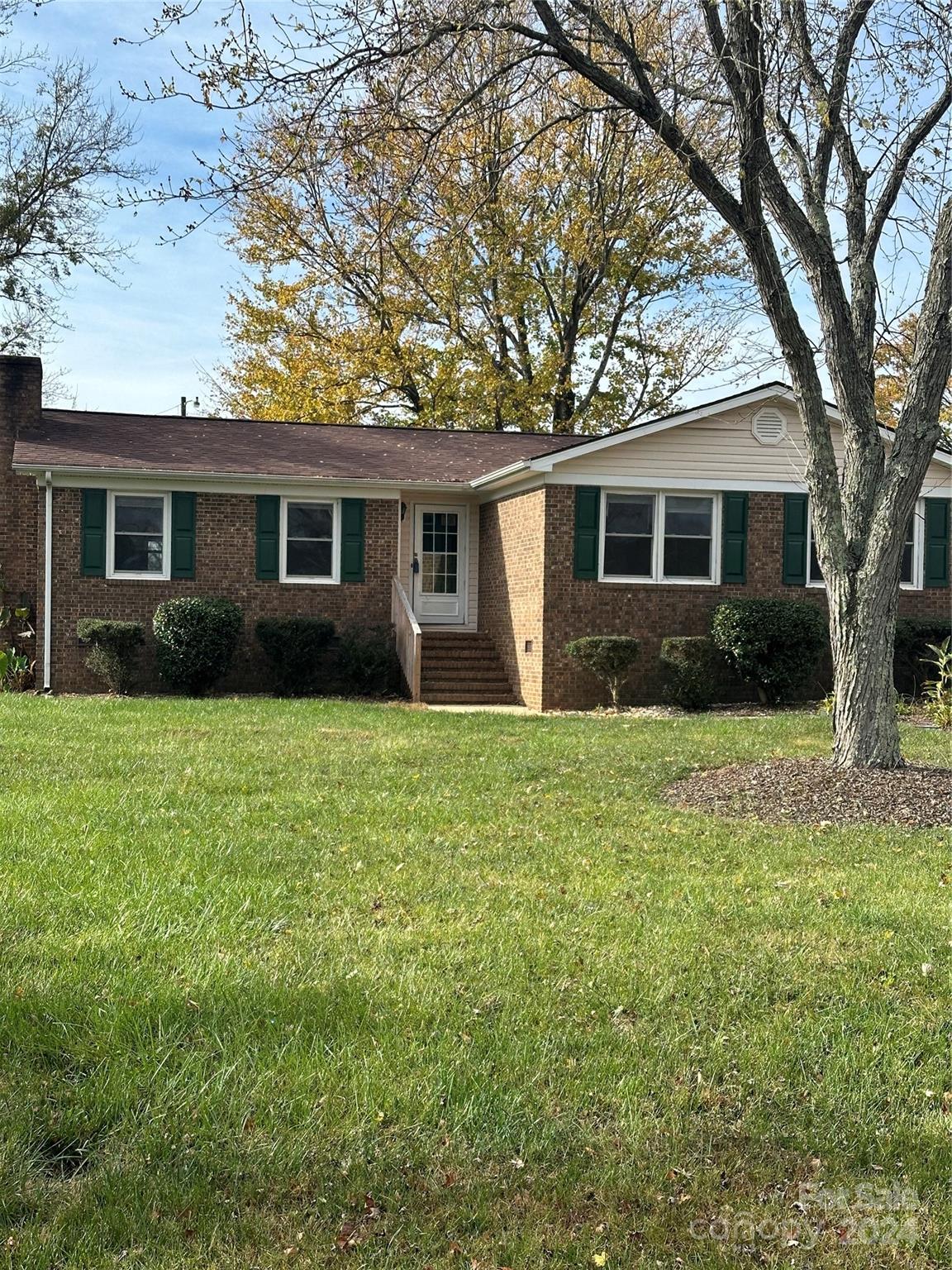 634 Lancer Court Property Photo 2