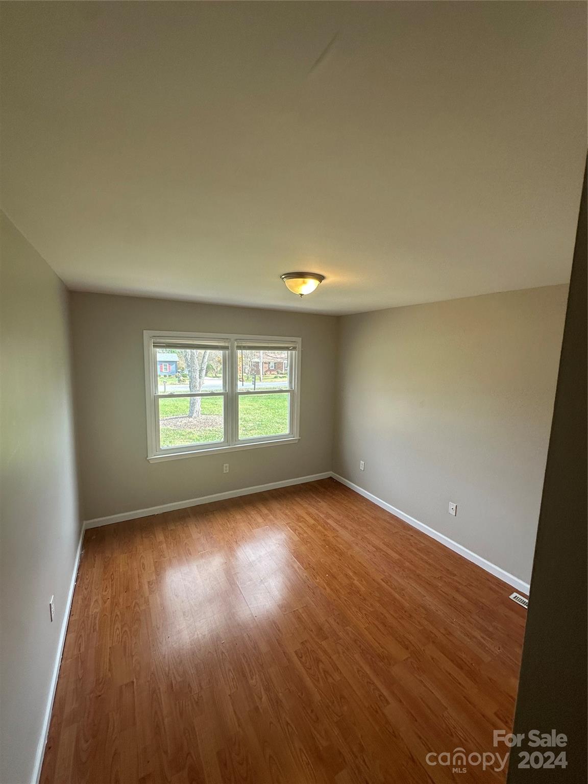 634 Lancer Court Property Photo 7