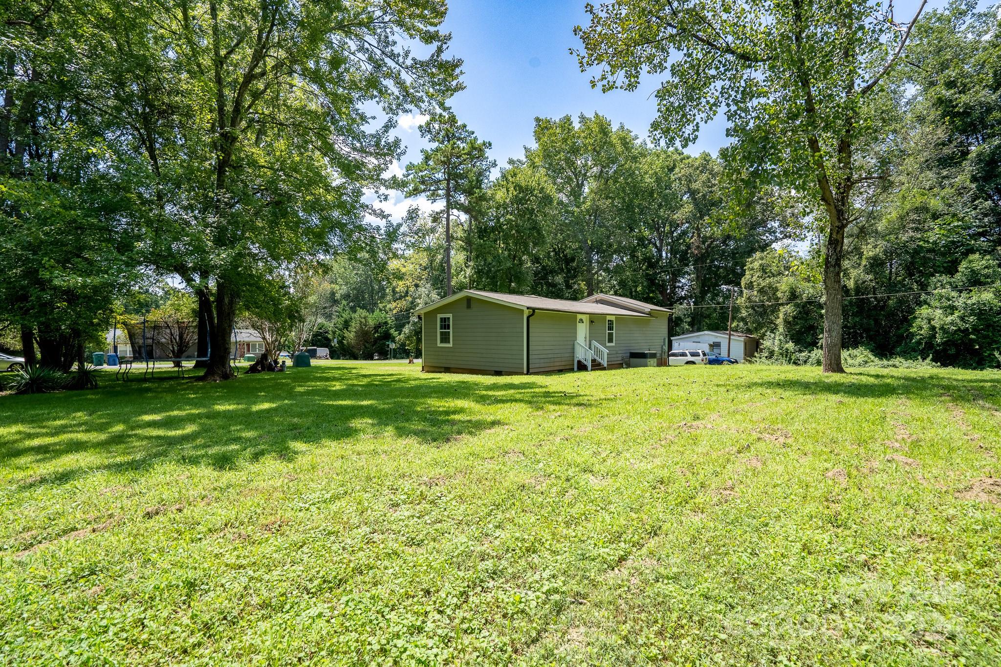 11203 Pine Grove Avenue Property Photo 15