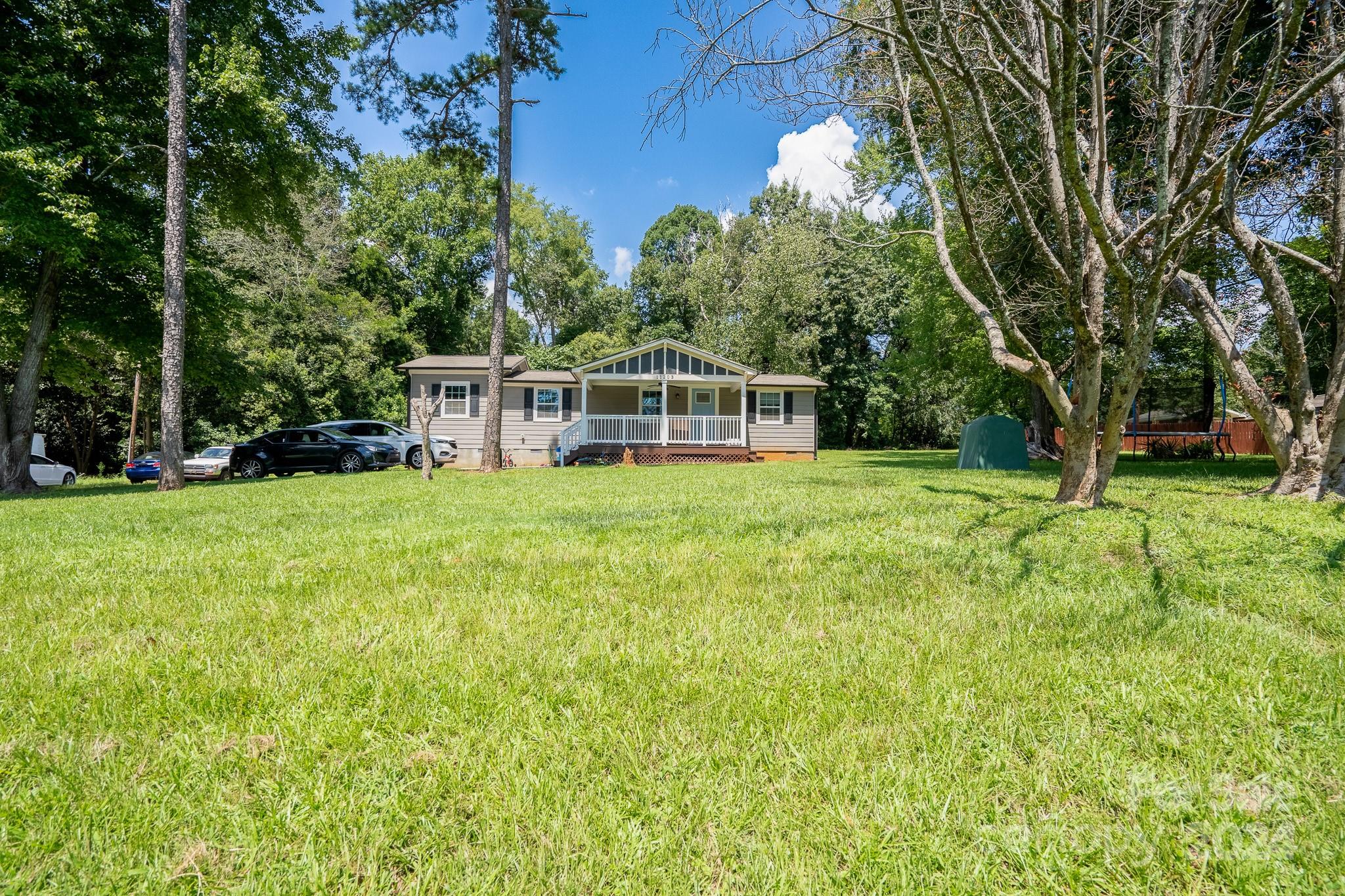 11203 Pine Grove Avenue Property Photo 20