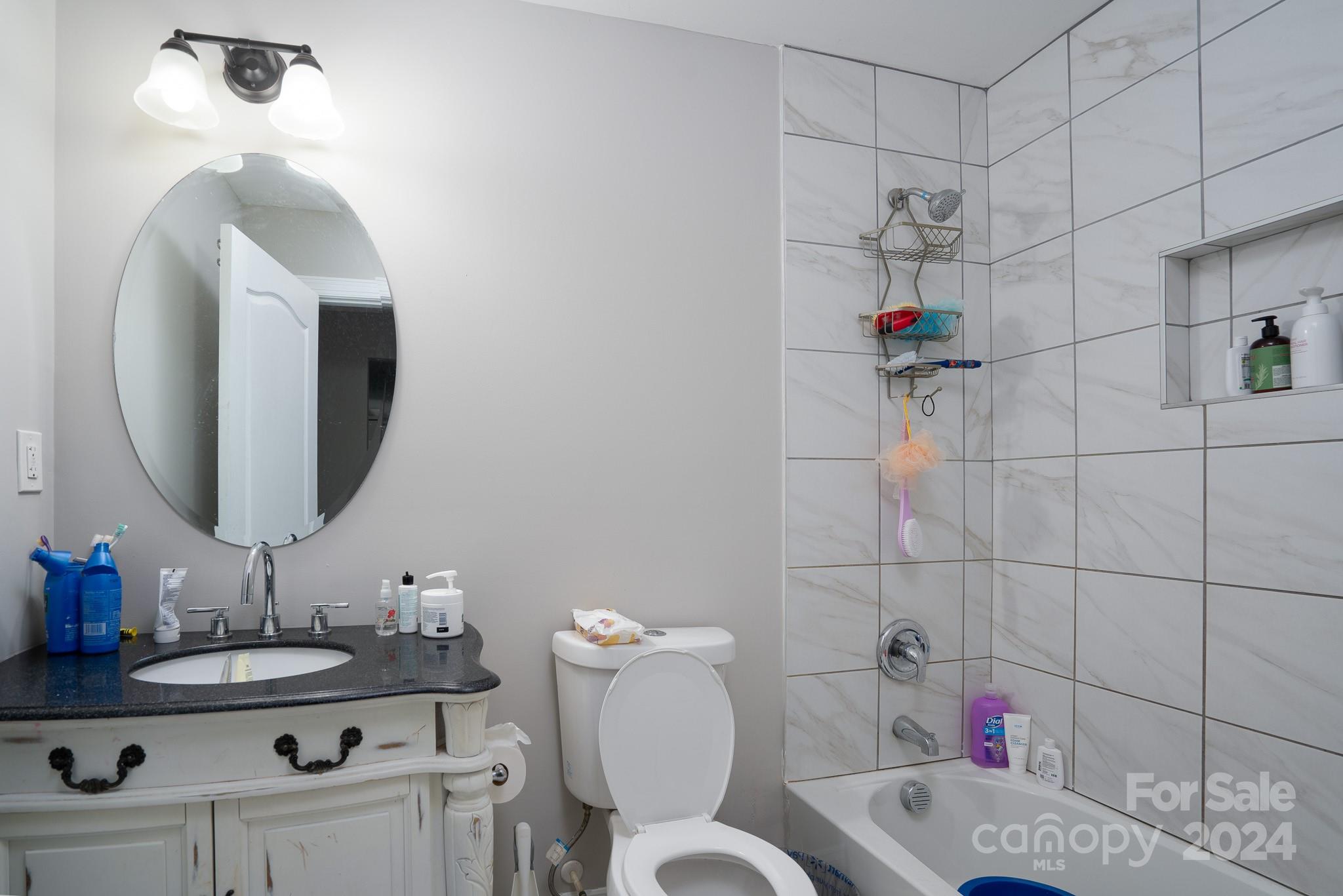 11203 Pine Grove Avenue Property Photo 21
